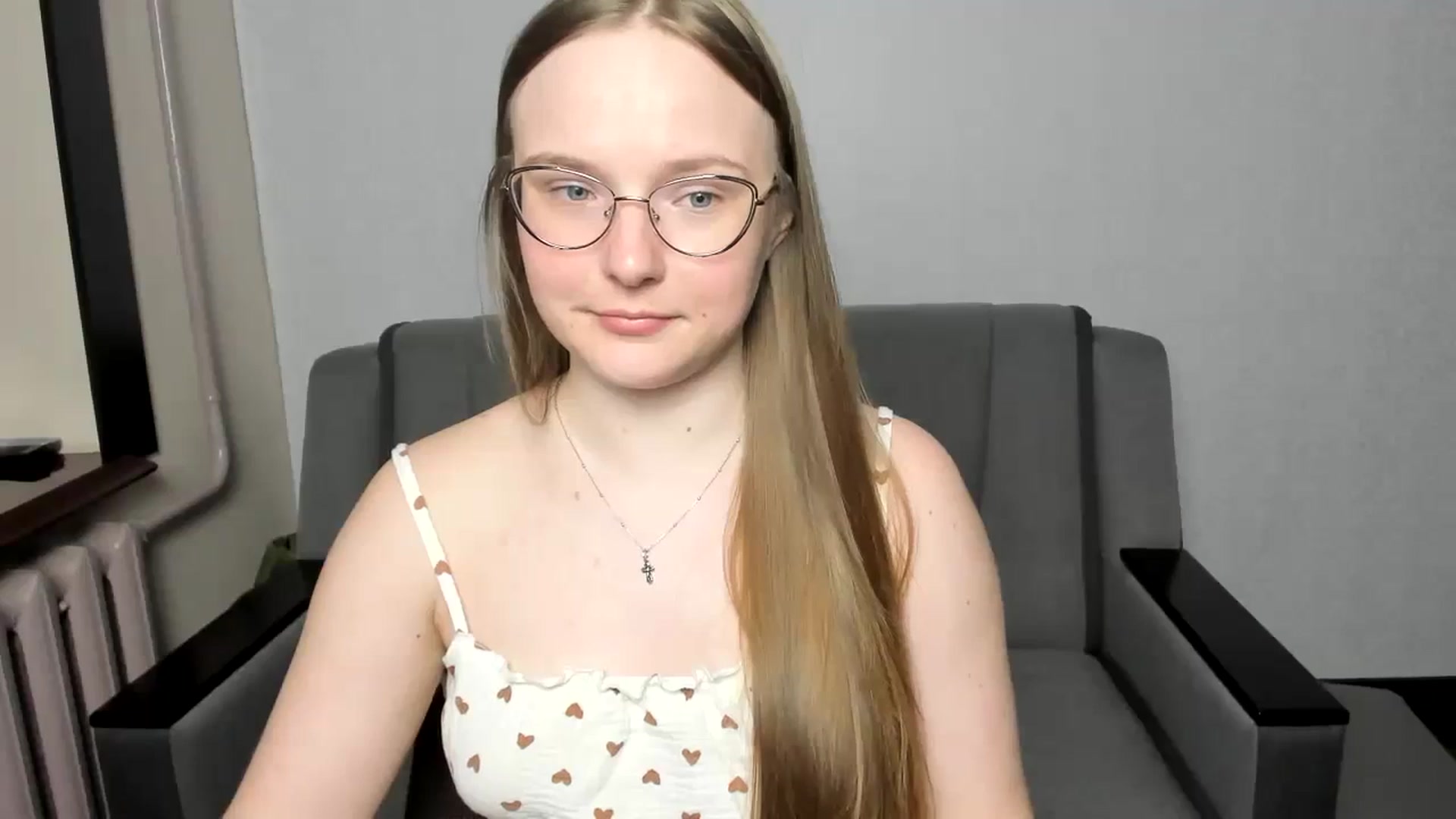 Gallery image thumbnail from Shy_Melany's myfreecams stream on, 09/30/2024, 22:25 image 3 of 20