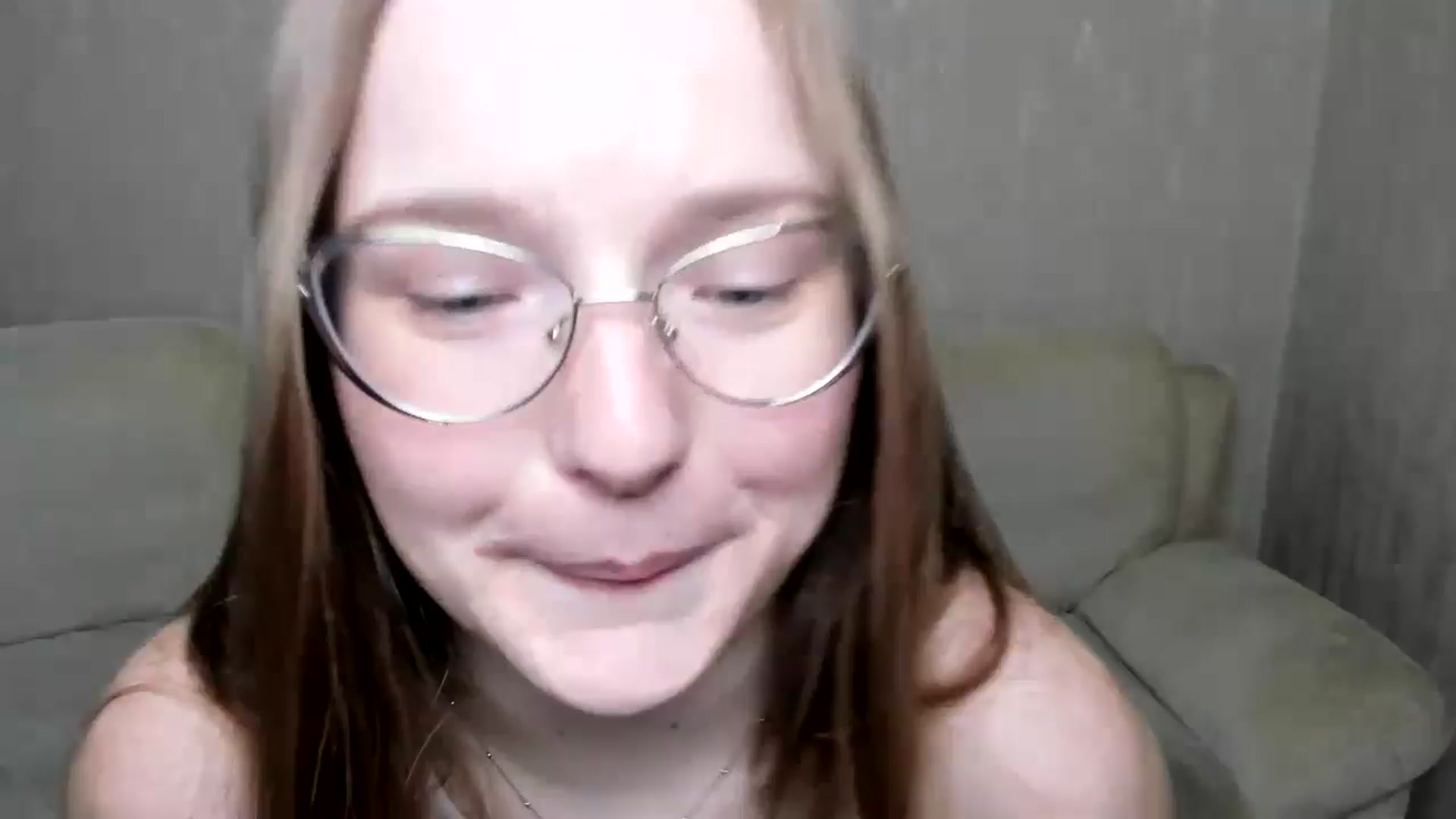 Gallery image thumbnail from Shy_Melany's myfreecams stream on, 10/05/2024, 13:10 image 15 of 20
