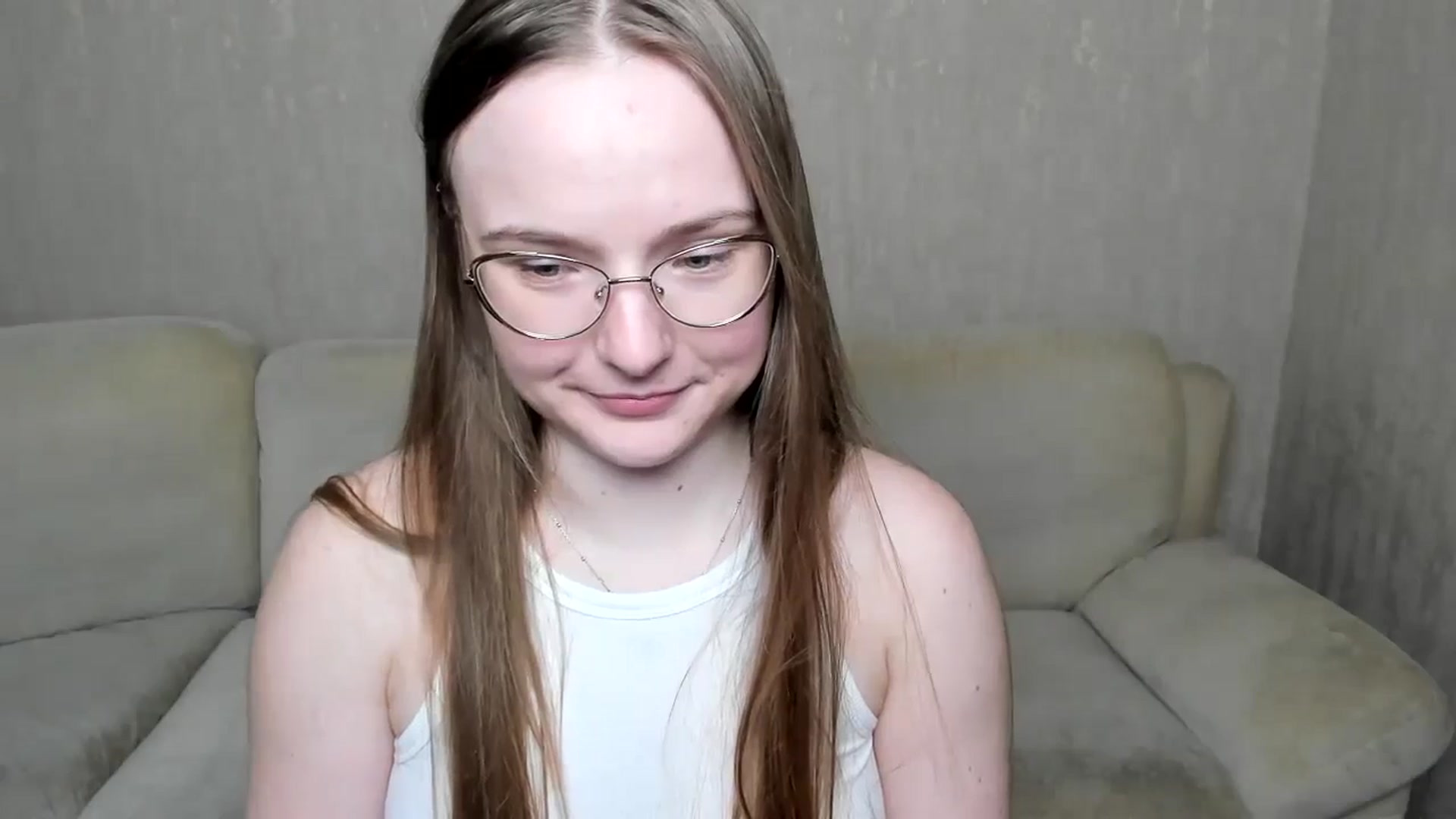 Gallery image thumbnail from Shy_Melany's myfreecams stream on, 10/05/2024, 14:10 image 10 of 20