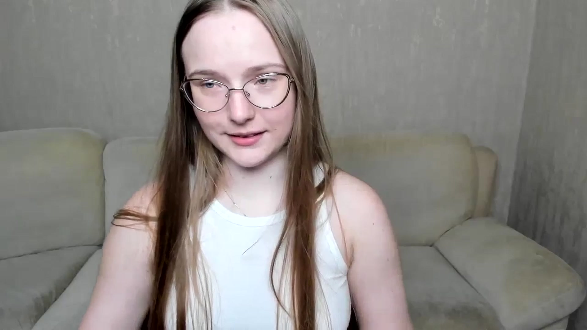 Gallery image thumbnail from Shy_Melany's myfreecams stream on, 10/05/2024, 14:10 image 14 of 20