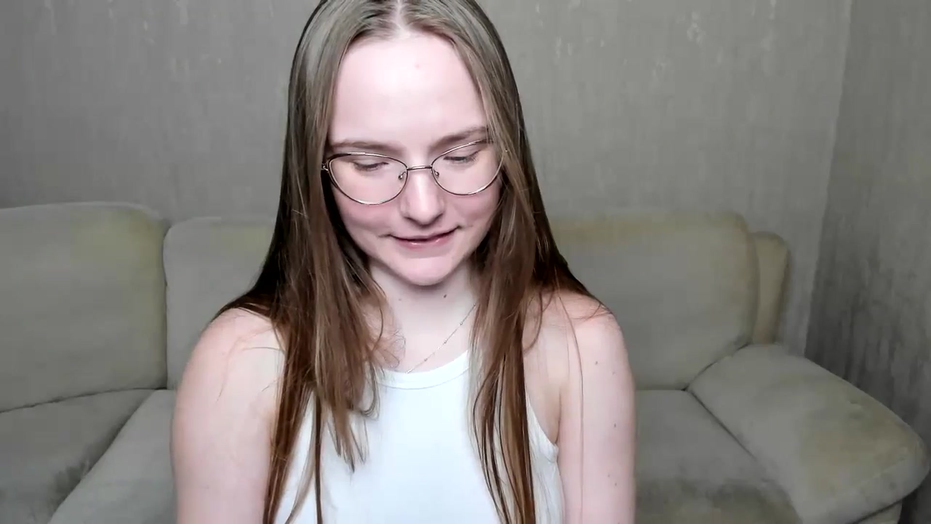 Gallery image thumbnail from Shy_Melany's myfreecams stream on, 10/05/2024, 15:54 image 12 of 20