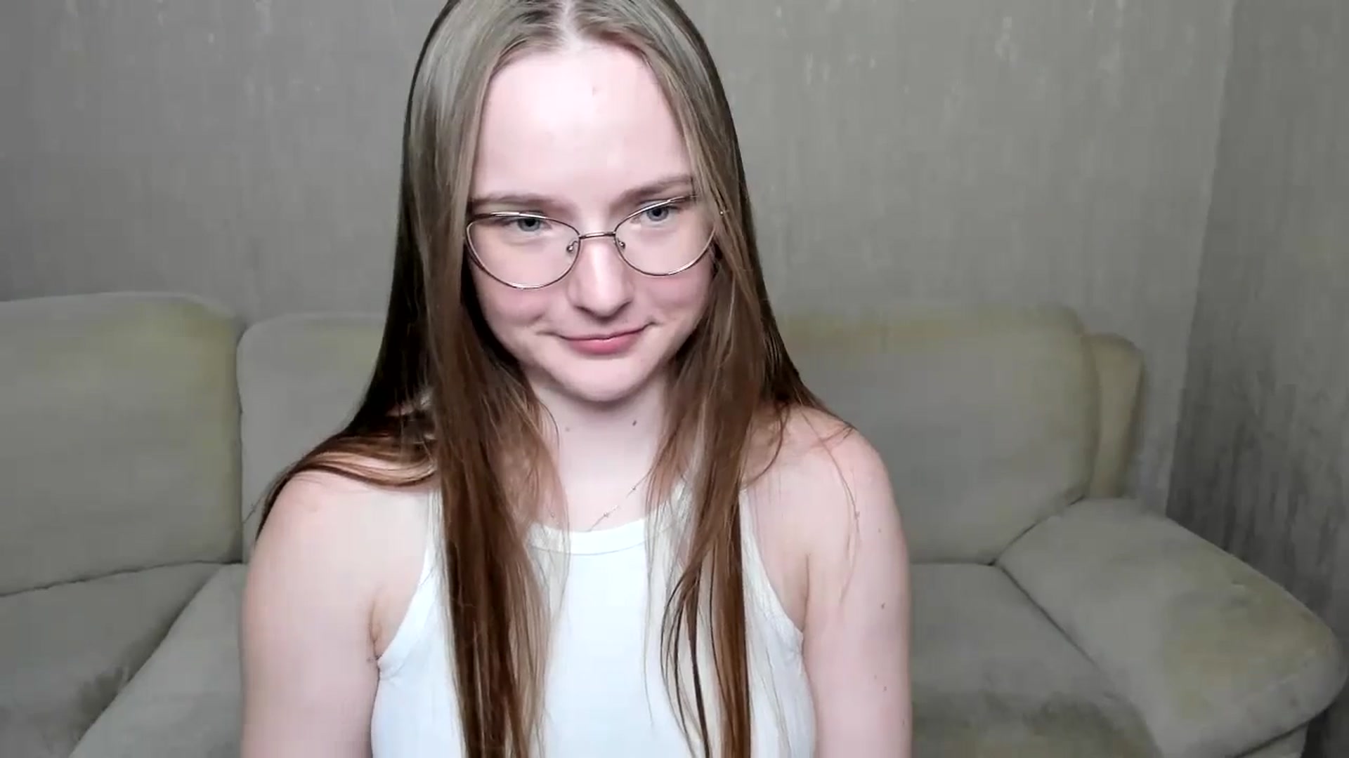 Gallery image thumbnail from Shy_Melany's myfreecams stream on, 10/05/2024, 15:54 image 13 of 20