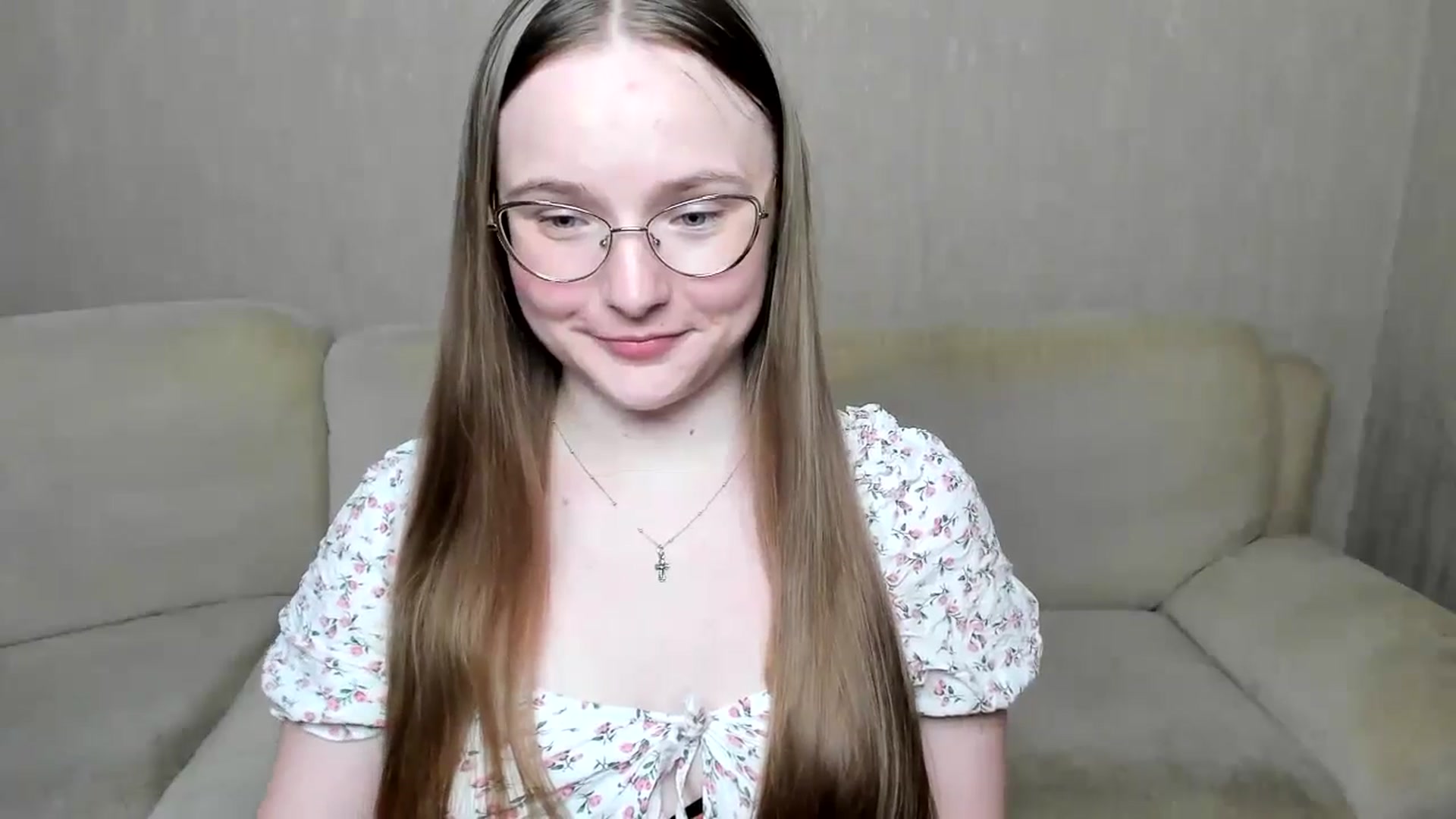 Gallery image thumbnail from Shy_Melany's myfreecams stream on, 10/06/2024, 22:12 image 8 of 20