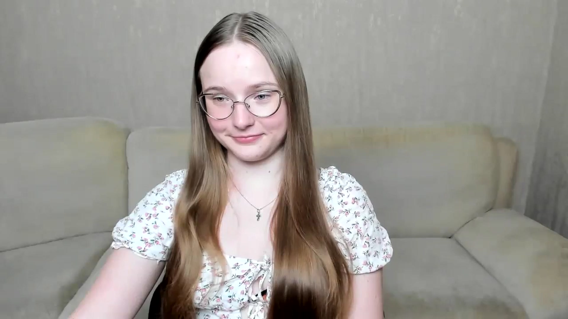 Gallery image thumbnail from Shy_Melany's myfreecams stream on, 10/06/2024, 22:12 image 3 of 20