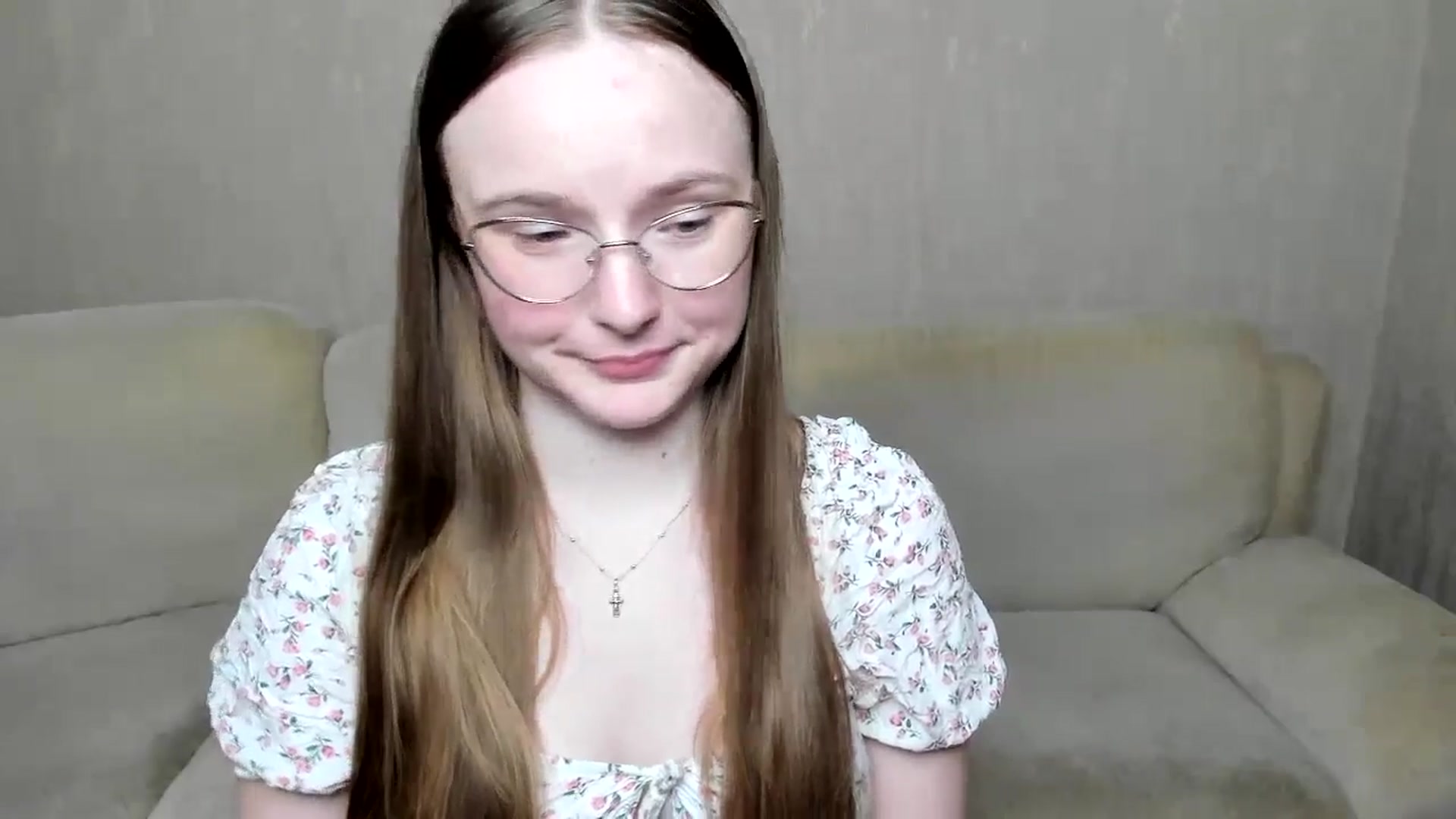 Gallery image thumbnail from Shy_Melany's myfreecams stream on, 10/06/2024, 22:12 image 11 of 20