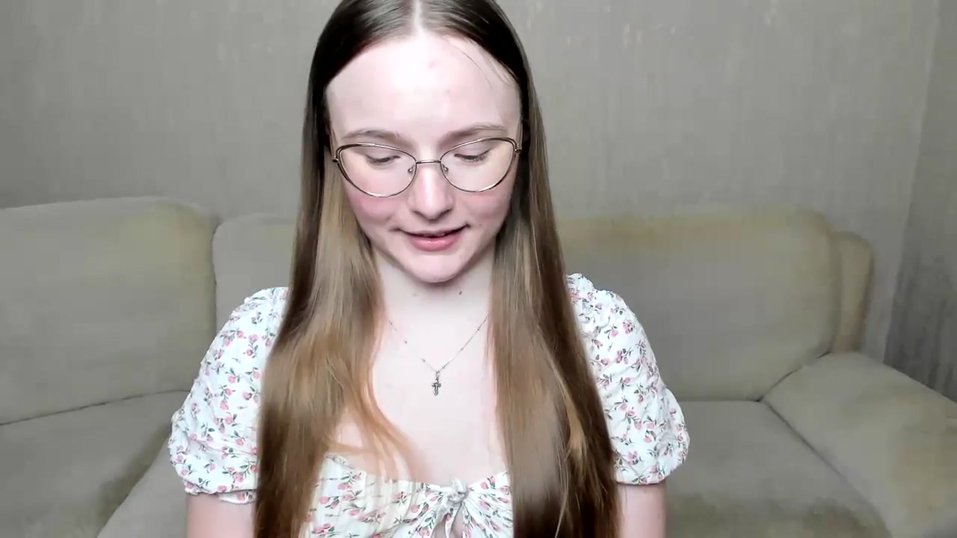 Gallery image thumbnail from Shy_Melany's myfreecams stream on, 10/06/2024, 22:12 image 9 of 20