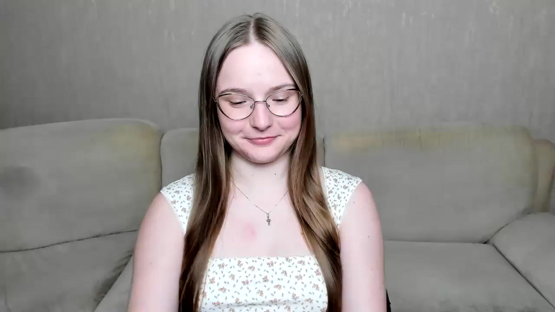 Gallery image thumbnail from Shy_Melany's myfreecams stream on, 10/14/2024, 18:55 image 18 of 20
