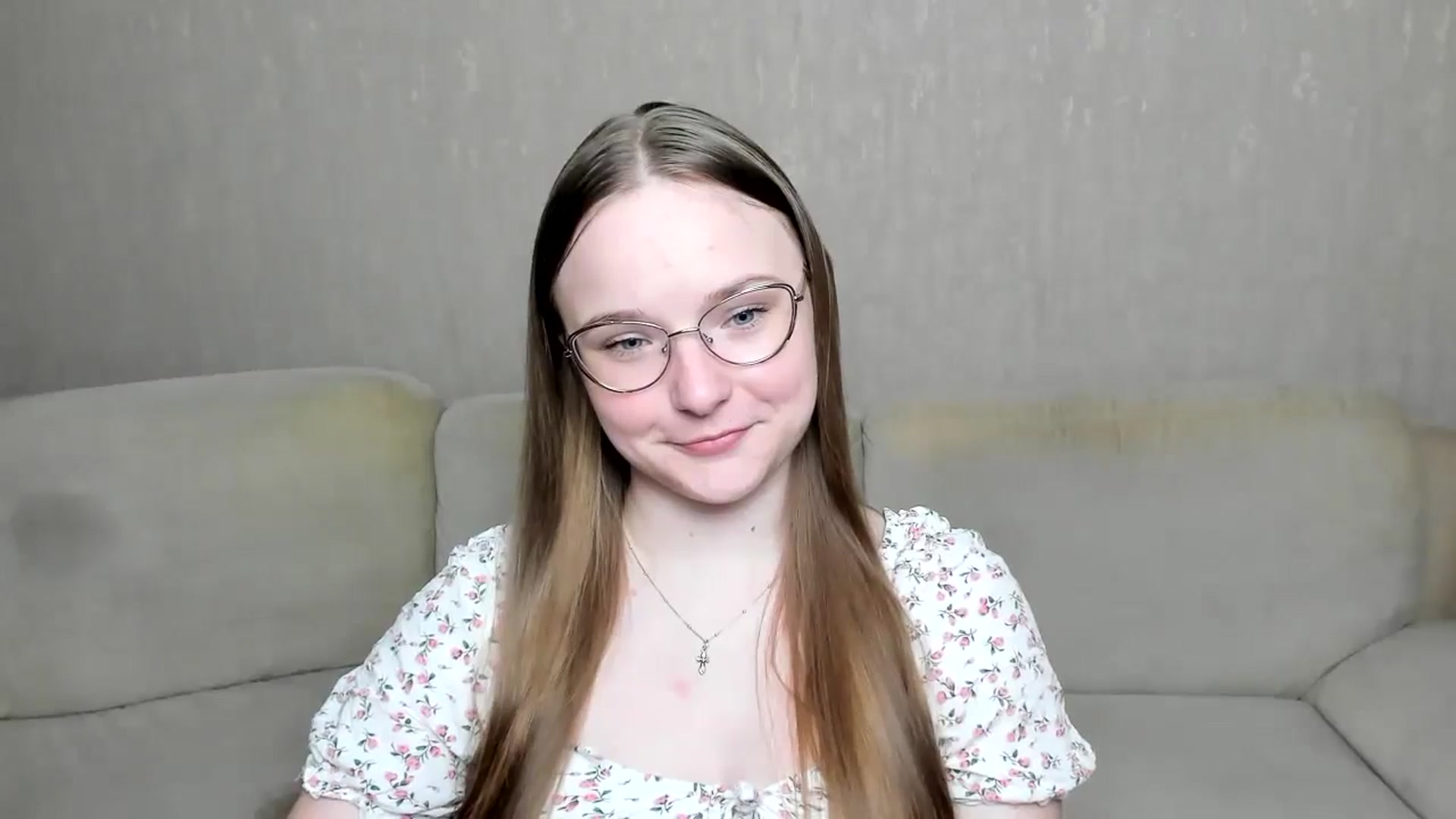 Gallery image thumbnail from Shy_Melany's myfreecams stream on, 10/15/2024, 14:38 image 5 of 20