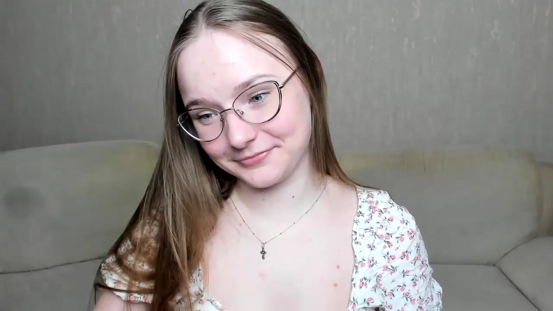 Gallery image thumbnail from Shy_Melany's myfreecams stream on, 10/15/2024, 14:38 image 18 of 20