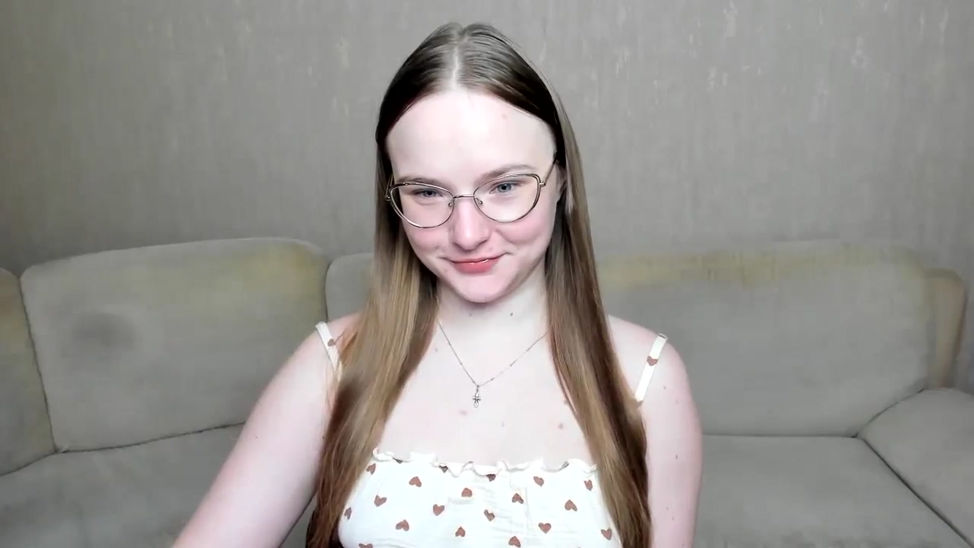 Gallery image thumbnail from Shy_Melany's myfreecams stream on, 10/21/2024, 06:30 image 4 of 20