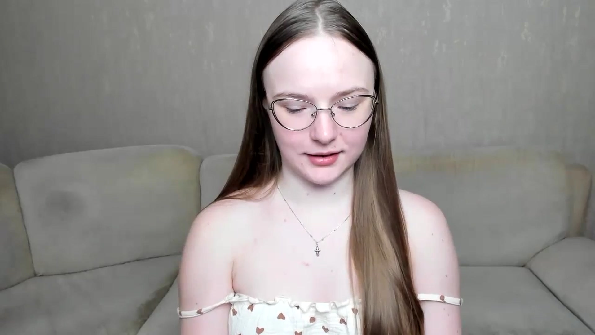 Gallery image thumbnail from Shy_Melany's myfreecams stream on, 10/21/2024, 06:45 image 6 of 20