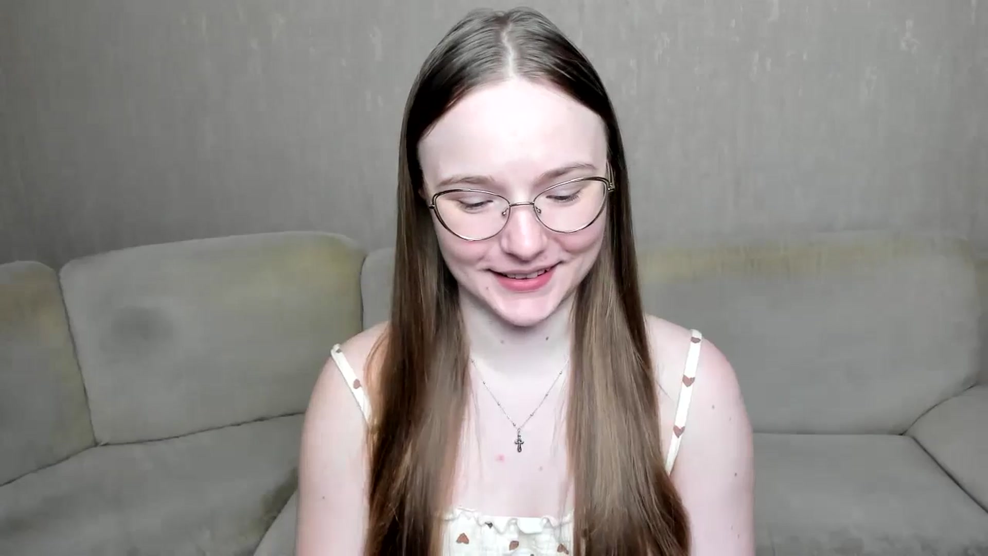 Gallery image thumbnail from Shy_Melany's myfreecams stream on, 10/21/2024, 08:29 image 2 of 20