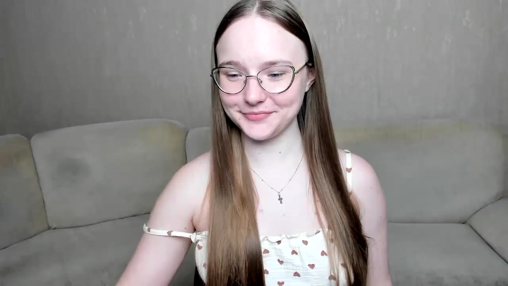 Gallery image thumbnail from Shy_Melany's myfreecams stream on, 10/21/2024, 08:29 image 10 of 20