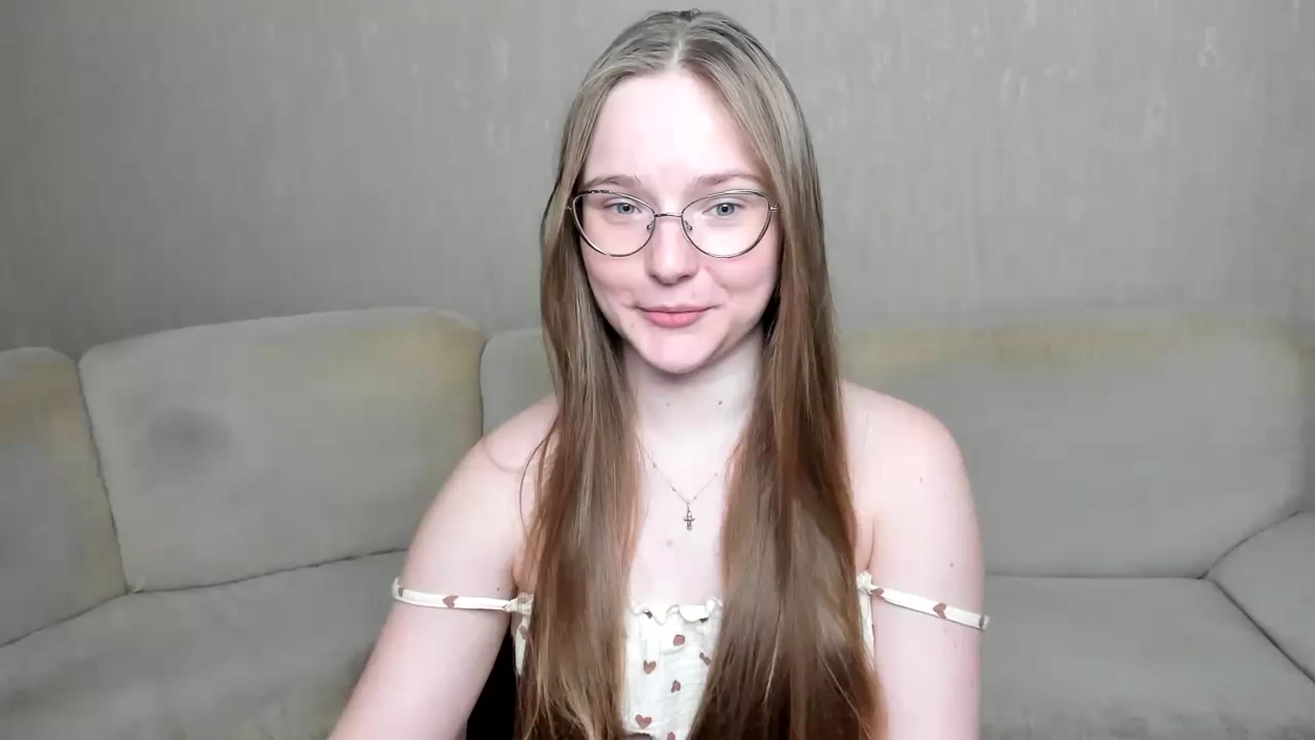 Gallery image thumbnail from Shy_Melany's myfreecams stream on, 10/21/2024, 09:02 image 17 of 20