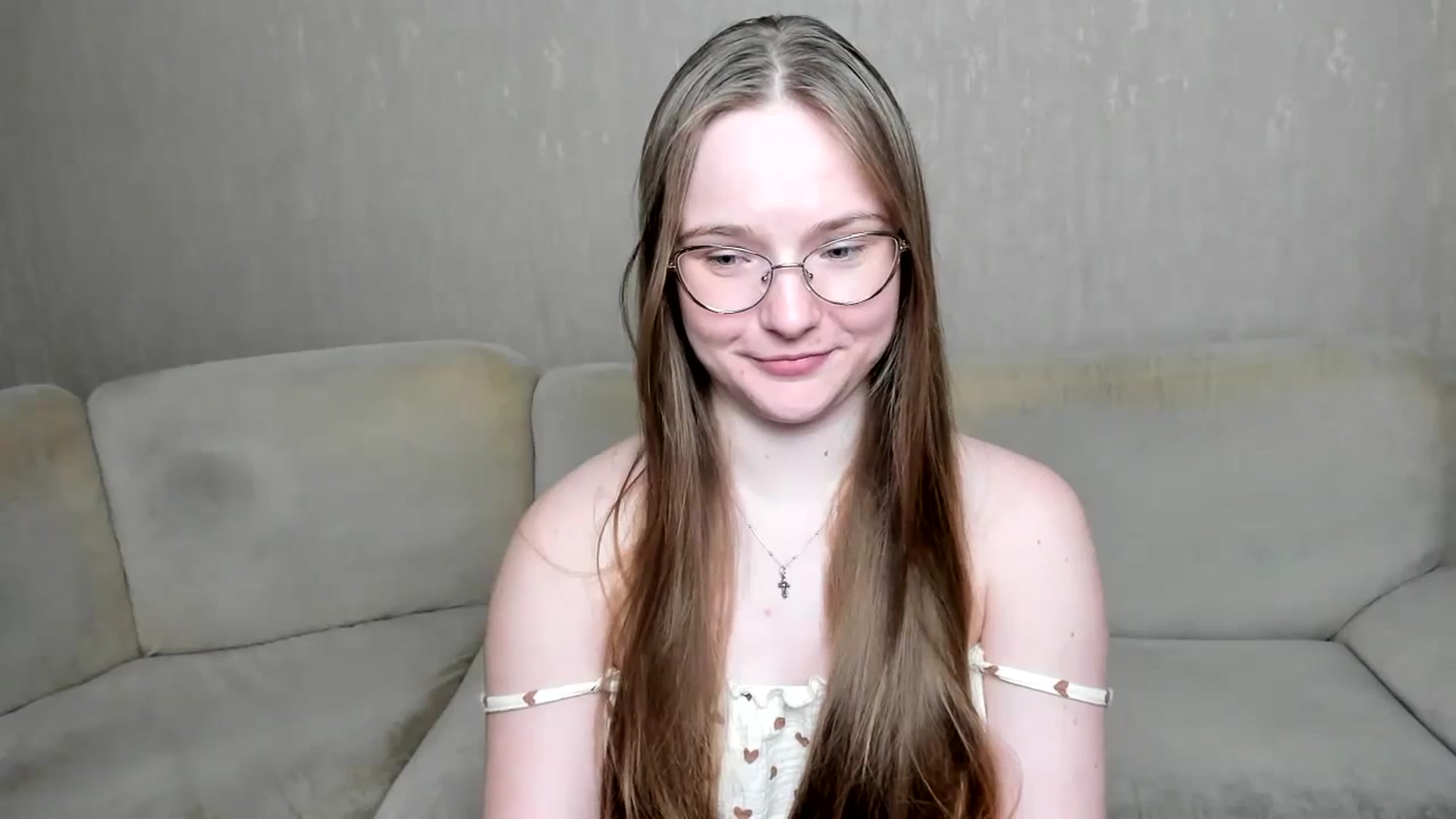 Gallery image thumbnail from Shy_Melany's myfreecams stream on, 10/21/2024, 09:02 image 18 of 20