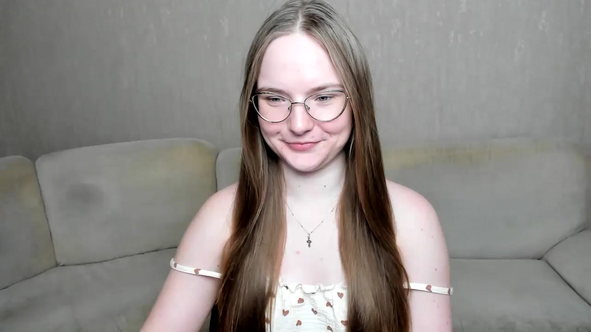 Gallery image thumbnail from Shy_Melany's myfreecams stream on, 10/21/2024, 09:02 image 14 of 20