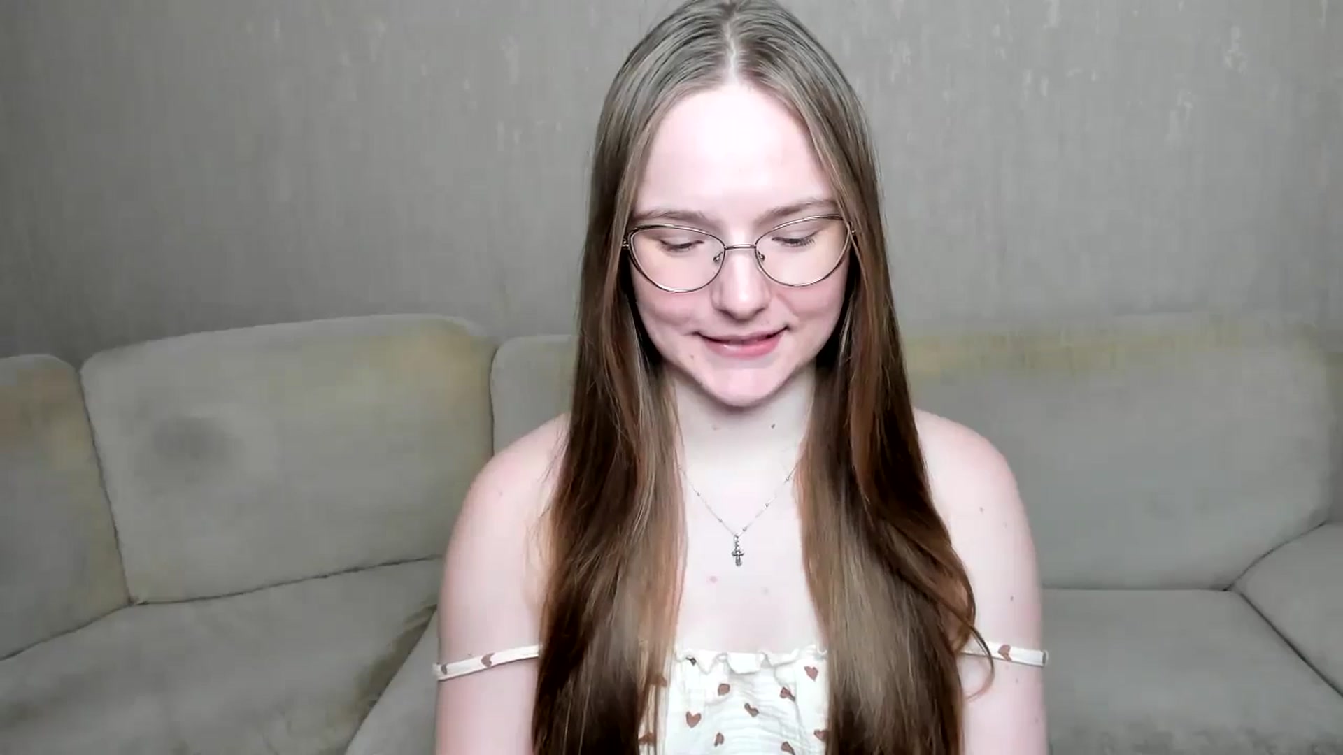 Gallery image thumbnail from Shy_Melany's myfreecams stream on, 10/21/2024, 09:02 image 15 of 20
