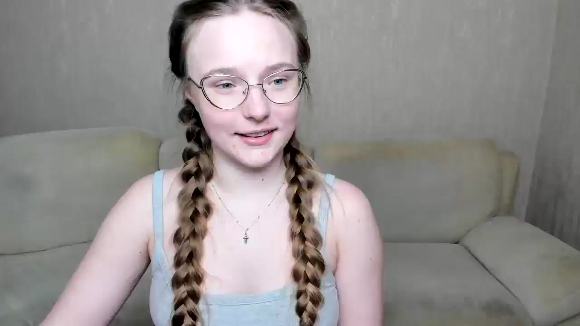 Gallery image thumbnail from Shy_Melany's myfreecams stream on, 10/26/2024, 16:32 image 14 of 20