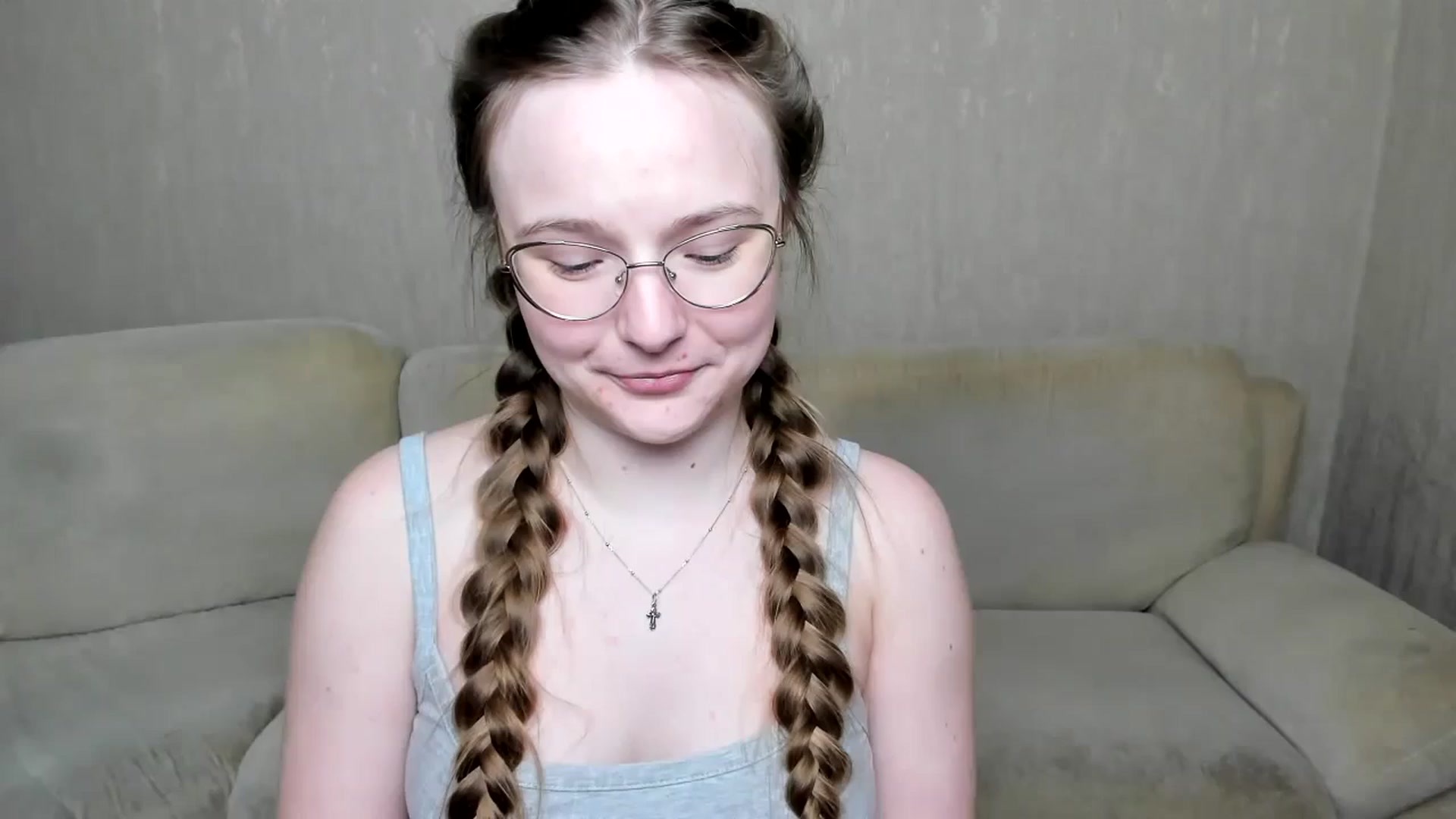 Gallery image thumbnail from Shy_Melany's myfreecams stream on, 10/26/2024, 16:32 image 16 of 20