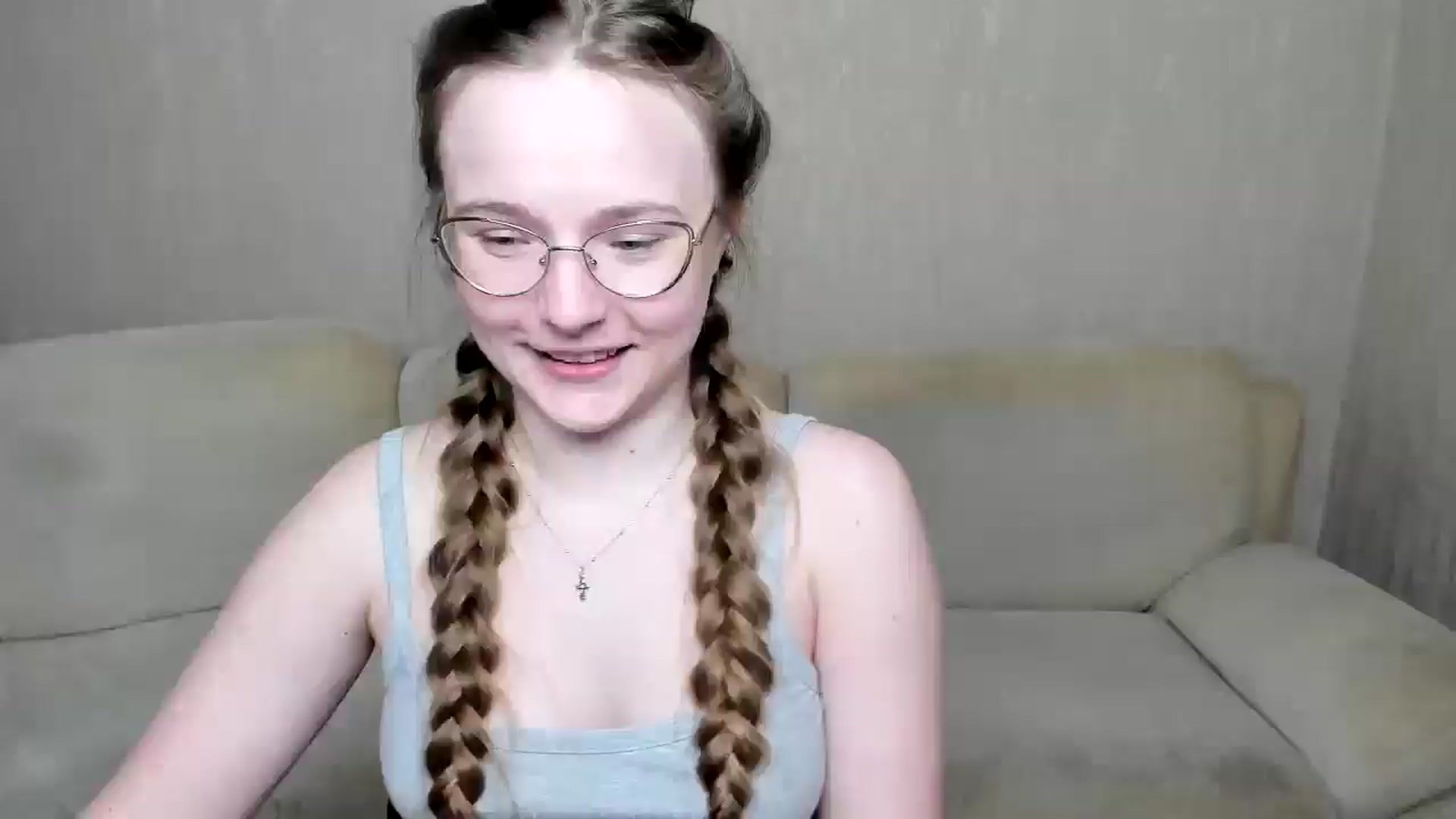 Gallery image thumbnail from Shy_Melany's myfreecams stream on, 10/26/2024, 16:32 image 5 of 20