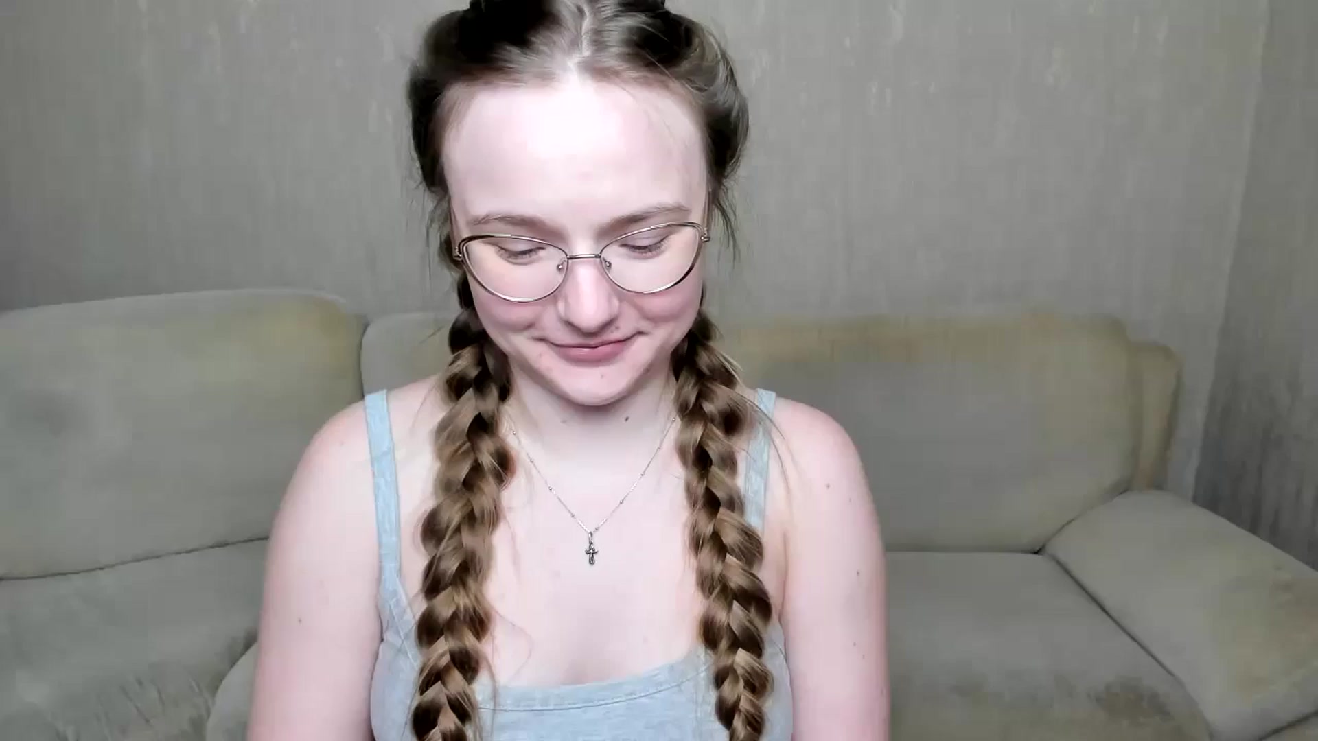 Gallery image thumbnail from Shy_Melany's myfreecams stream on, 10/26/2024, 16:32 image 15 of 20