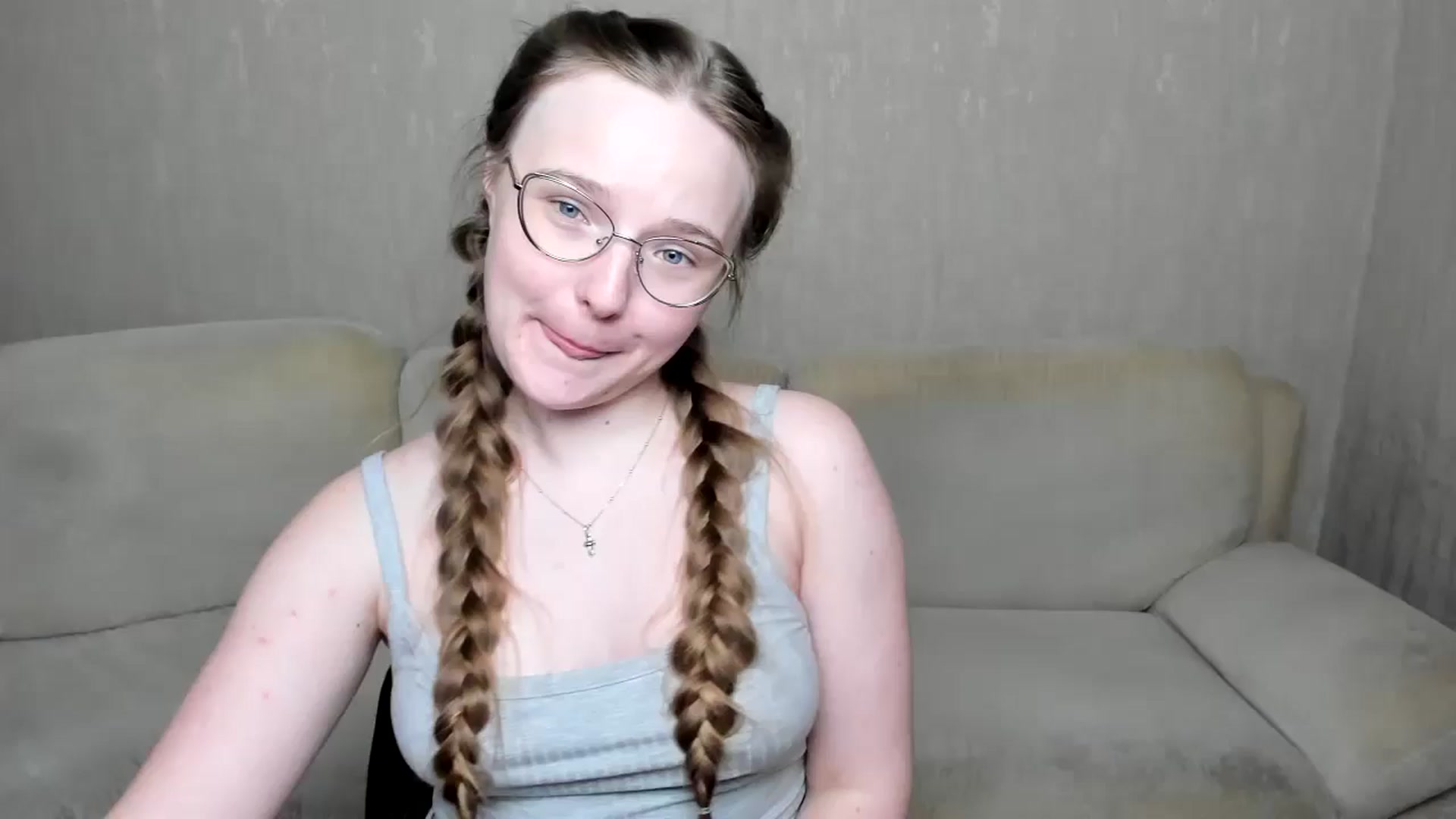 Gallery image thumbnail from Shy_Melany's myfreecams stream on, 10/26/2024, 18:30 image 11 of 20