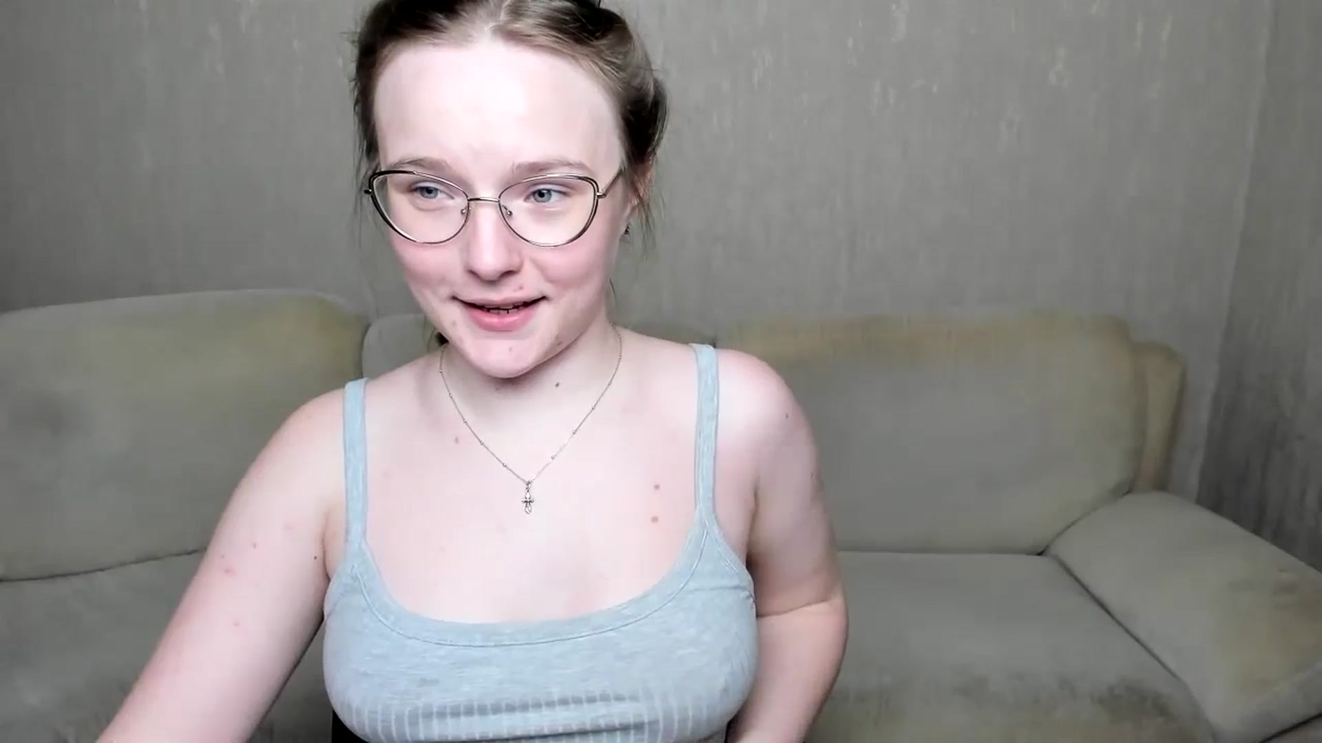 Gallery image thumbnail from Shy_Melany's myfreecams stream on, 10/26/2024, 18:30 image 12 of 20