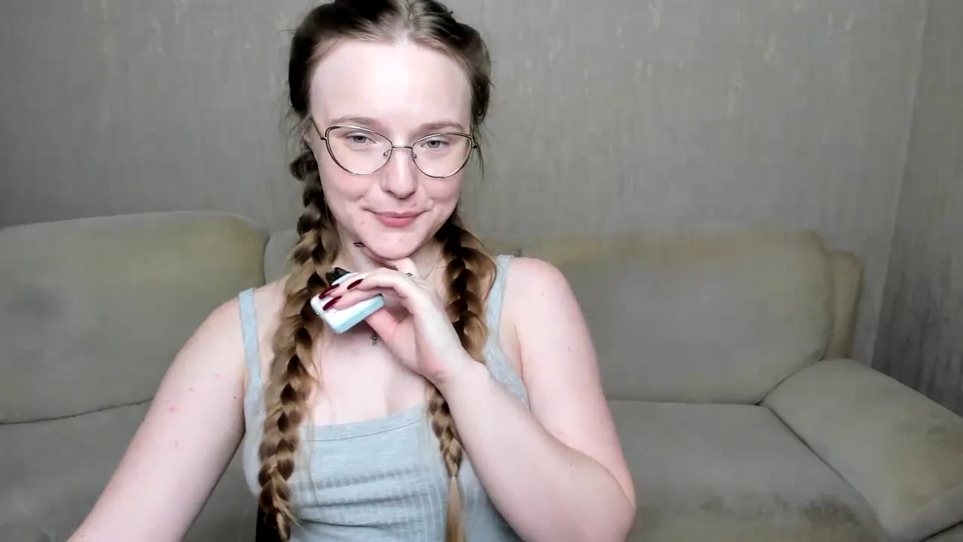 Gallery image thumbnail from Shy_Melany's myfreecams stream on, 10/26/2024, 18:58 image 14 of 20