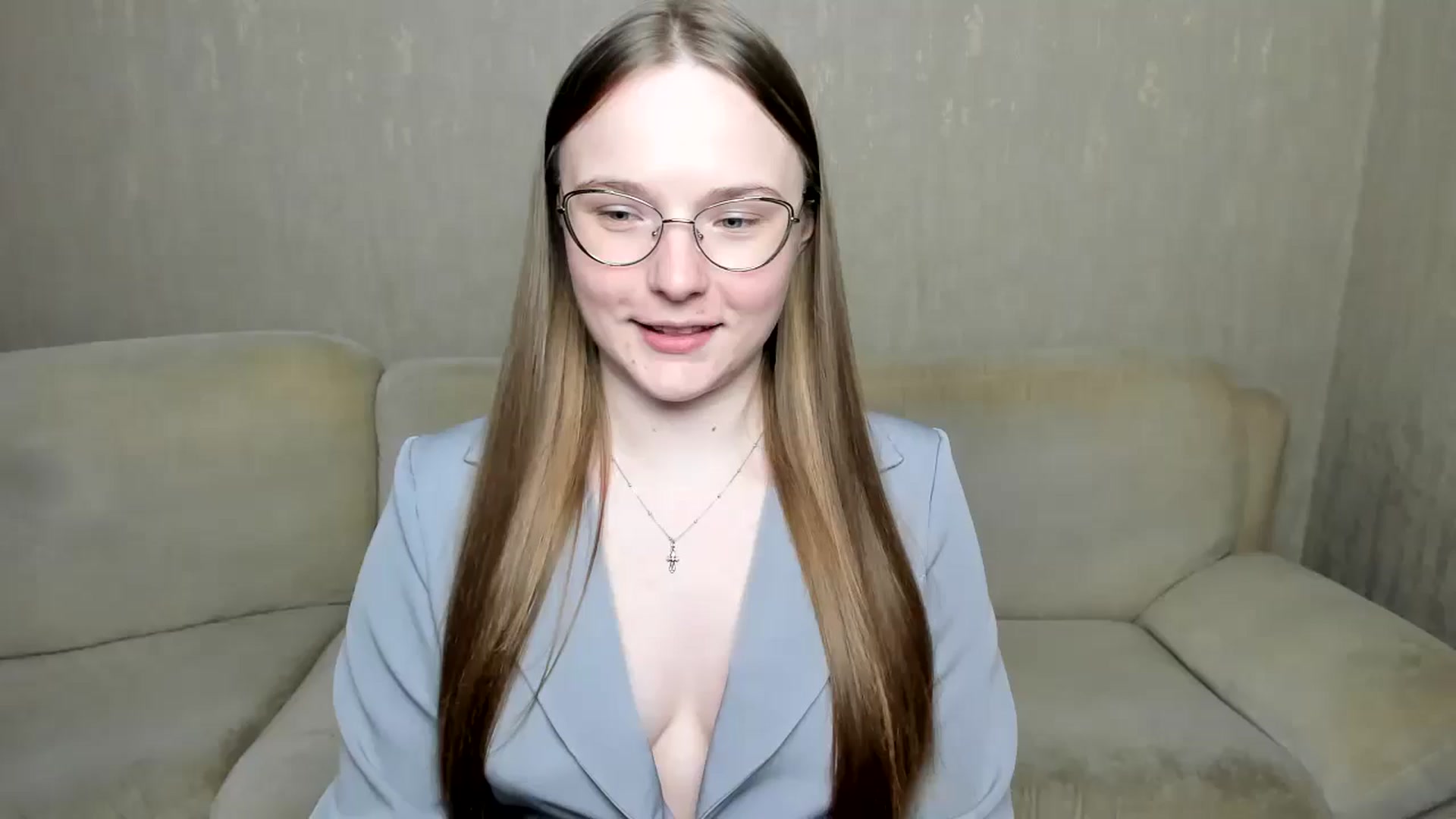 Gallery image thumbnail from Shy_Melany's myfreecams stream on, 10/29/2024, 14:12 image 10 of 20