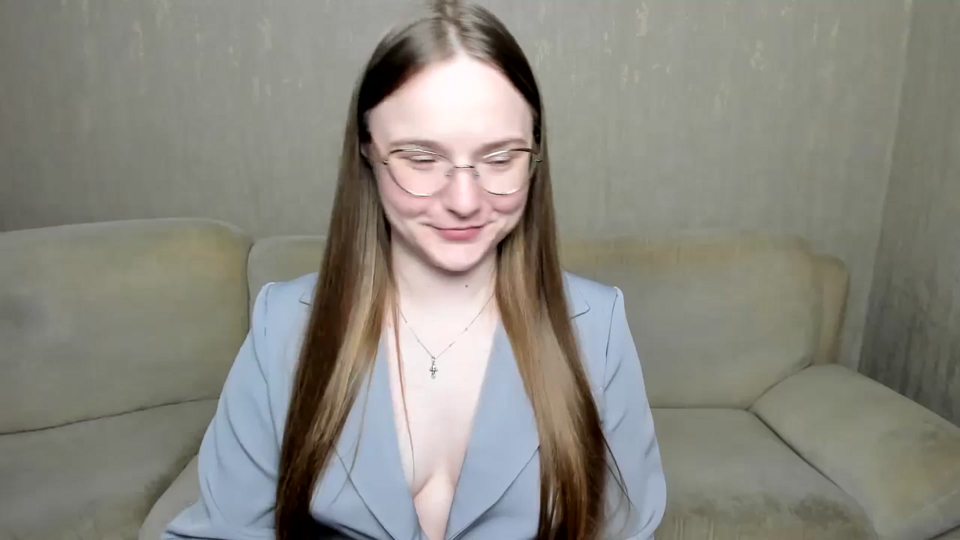 Gallery image thumbnail from Shy_Melany's myfreecams stream on, 10/29/2024, 14:12 image 14 of 20