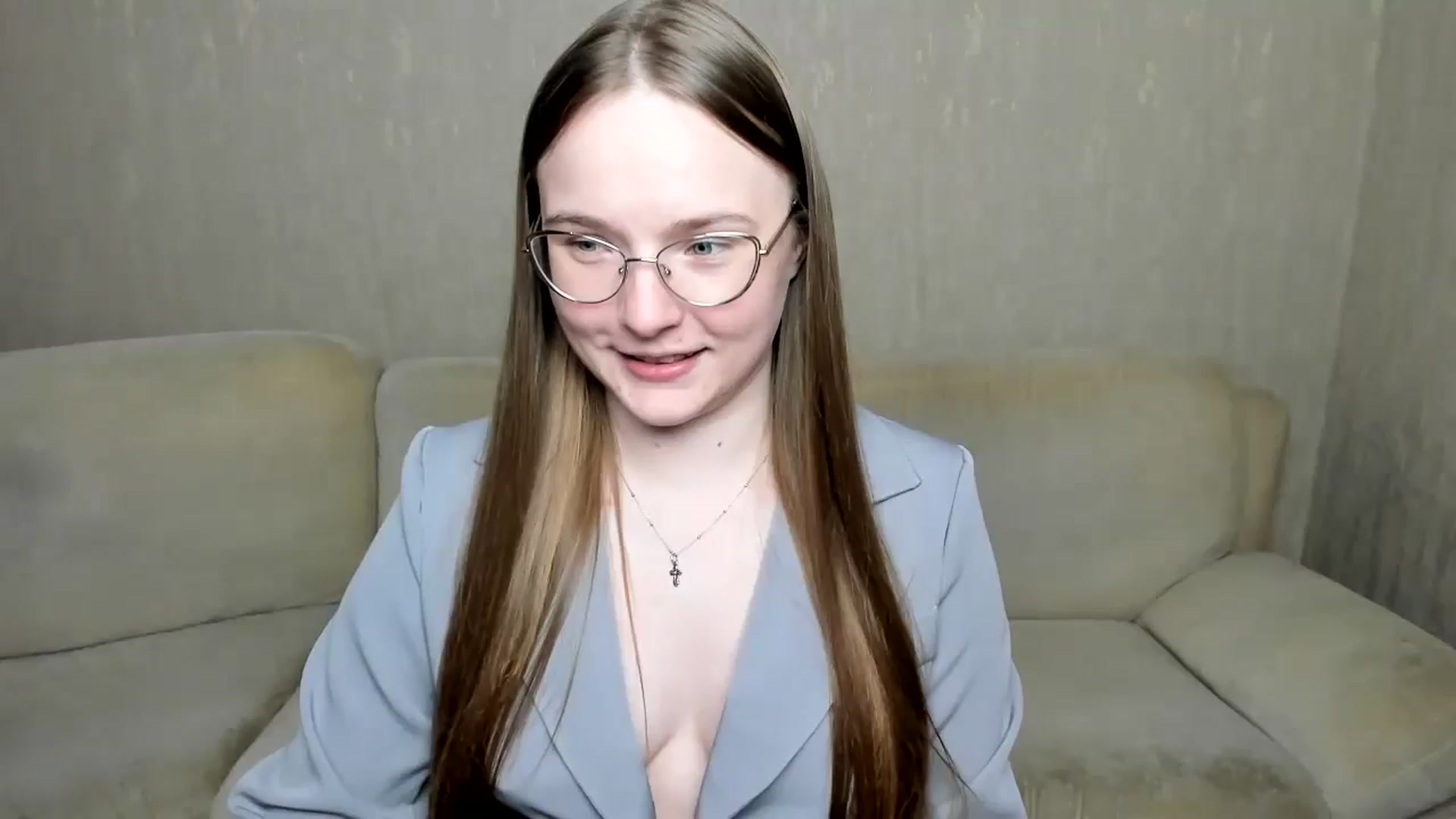 Gallery image thumbnail from Shy_Melany's myfreecams stream on, 10/29/2024, 14:12 image 17 of 20