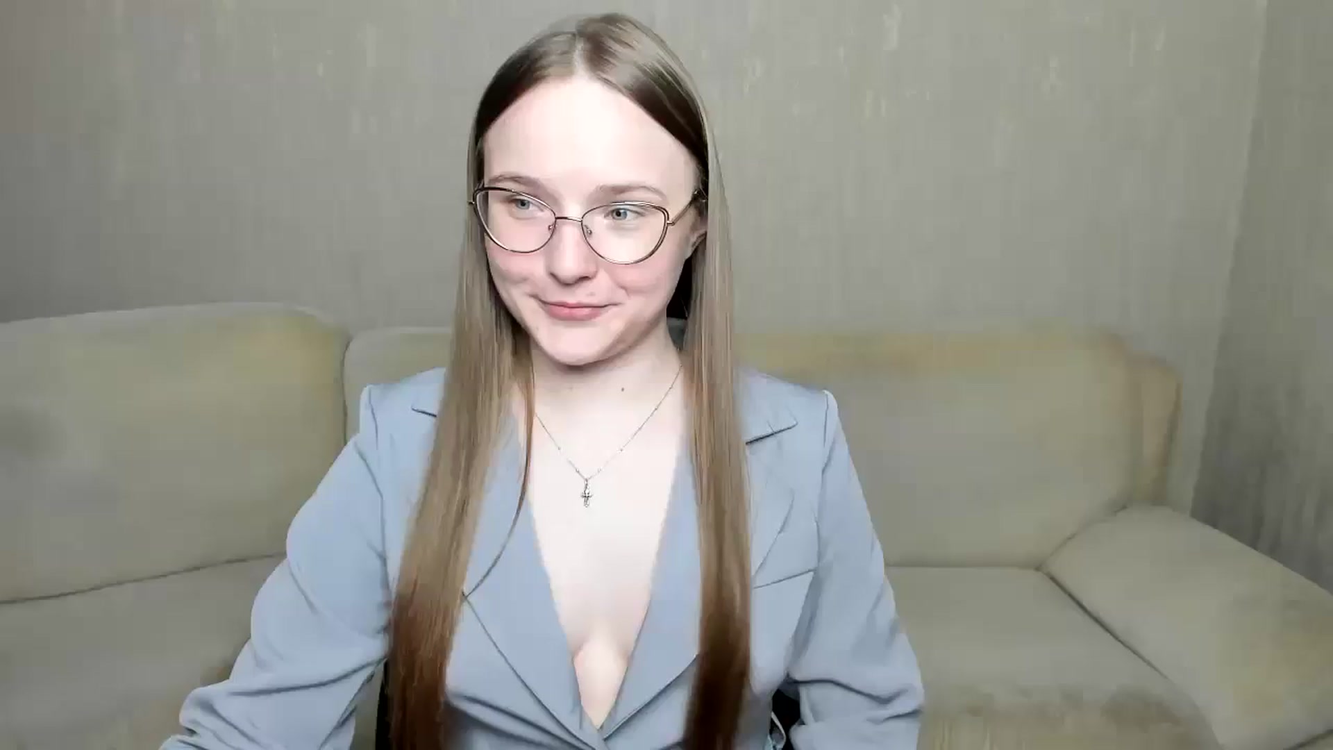 Gallery image thumbnail from Shy_Melany's myfreecams stream on, 10/29/2024, 14:32 image 10 of 20