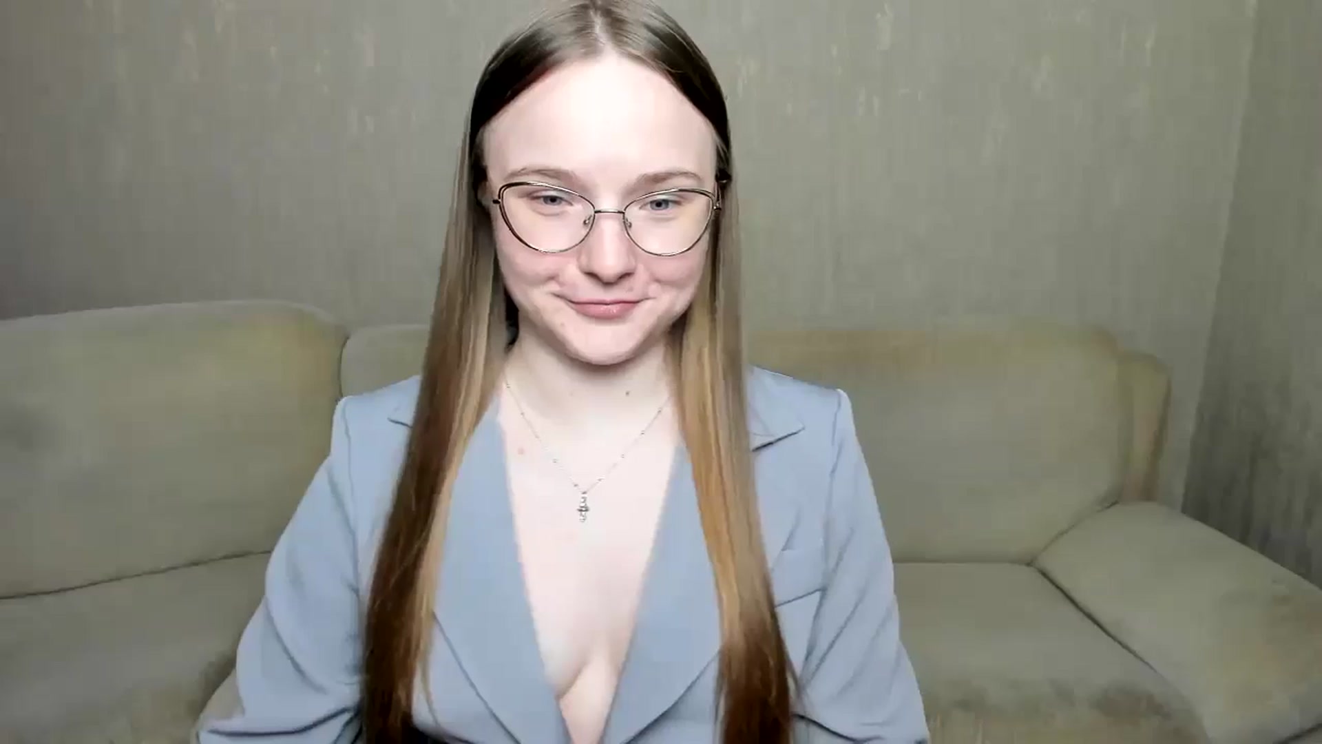 Gallery image thumbnail from Shy_Melany's myfreecams stream on, 10/29/2024, 14:32 image 9 of 20
