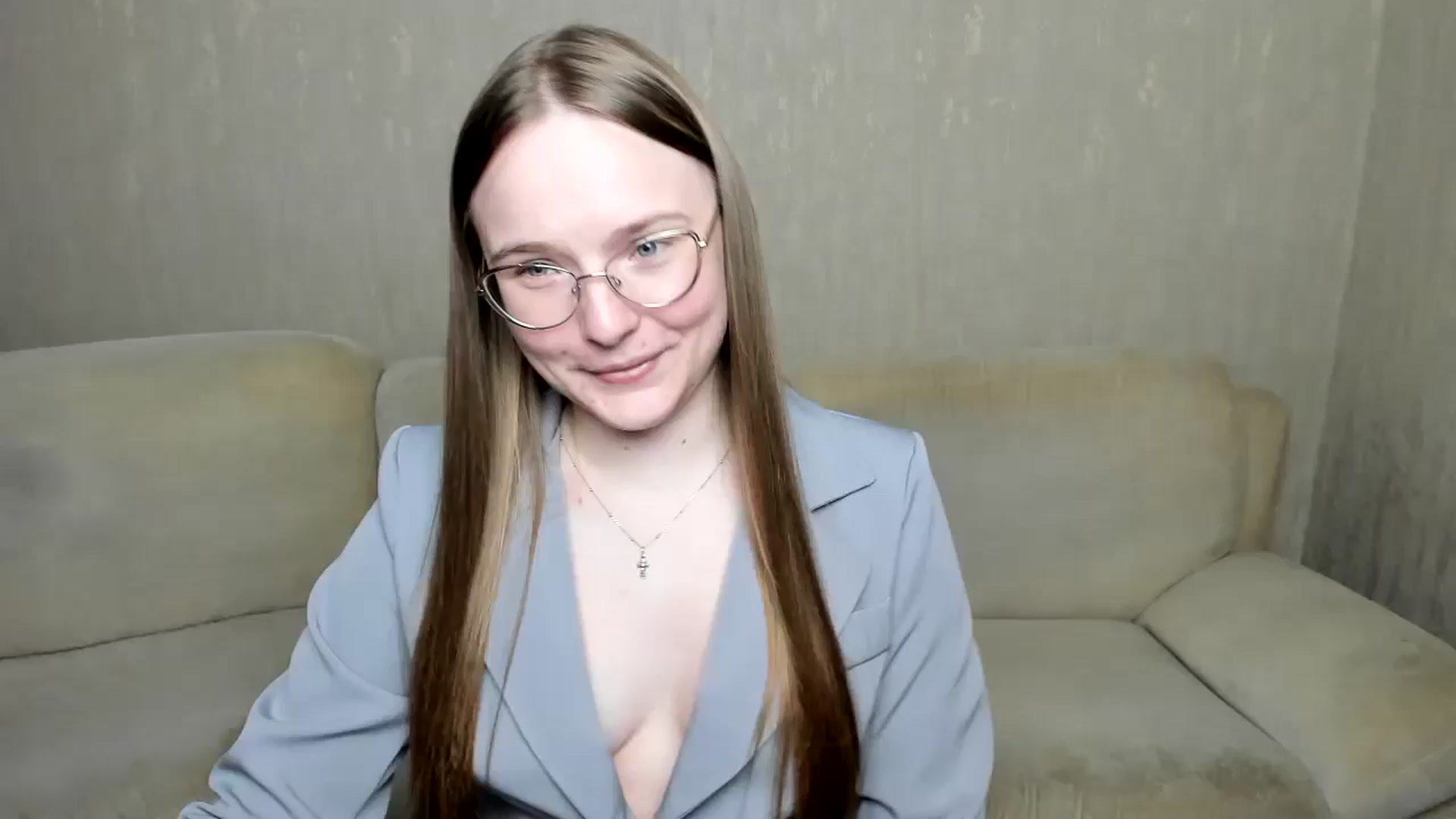 Gallery image thumbnail from Shy_Melany's myfreecams stream on, 10/29/2024, 14:32 image 17 of 20