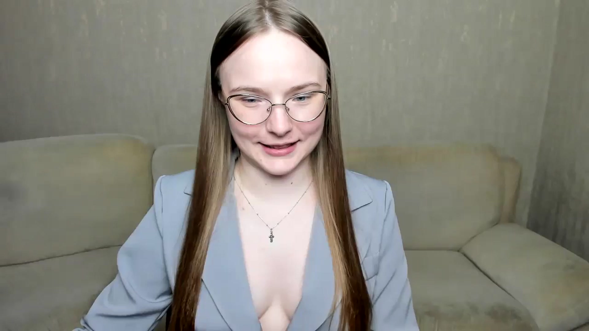 Gallery image thumbnail from Shy_Melany's myfreecams stream on, 10/29/2024, 14:32 image 14 of 20