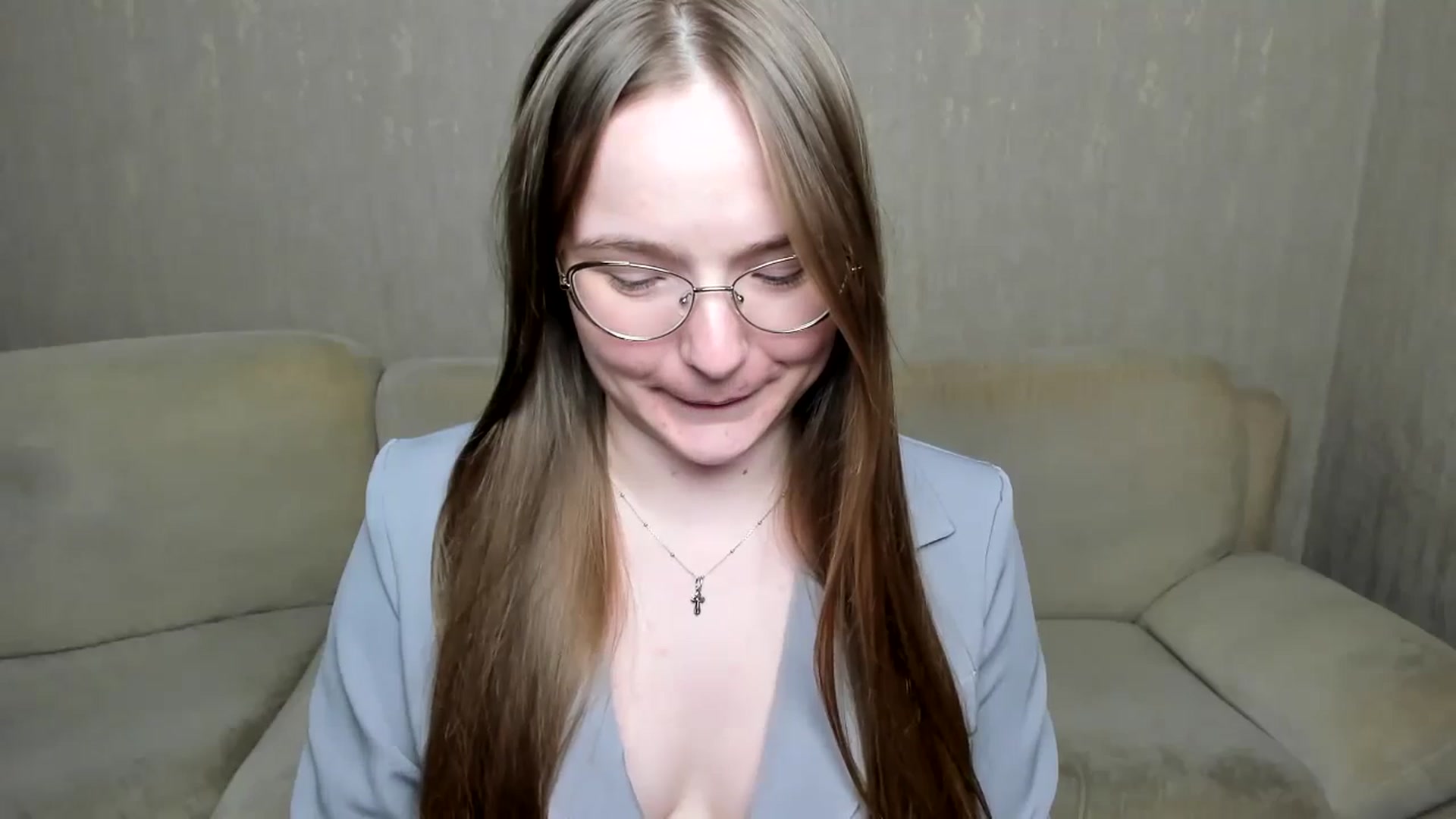 Gallery image thumbnail from Shy_Melany's myfreecams stream on, 10/29/2024, 15:36 image 7 of 20