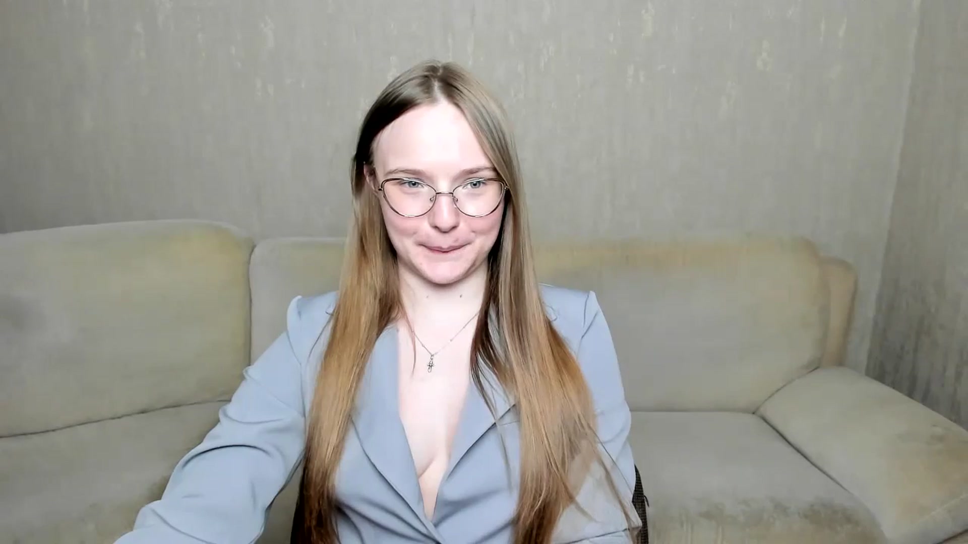Gallery image thumbnail from Shy_Melany's myfreecams stream on, 10/29/2024, 16:42 image 5 of 20