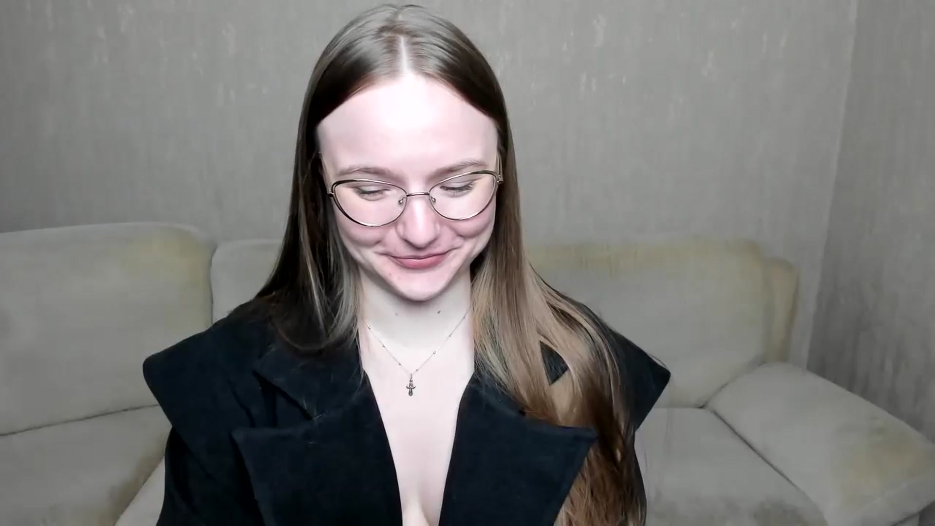 Gallery image thumbnail from Shy_Melany's myfreecams stream on, 11/02/2024, 15:44 image 16 of 20