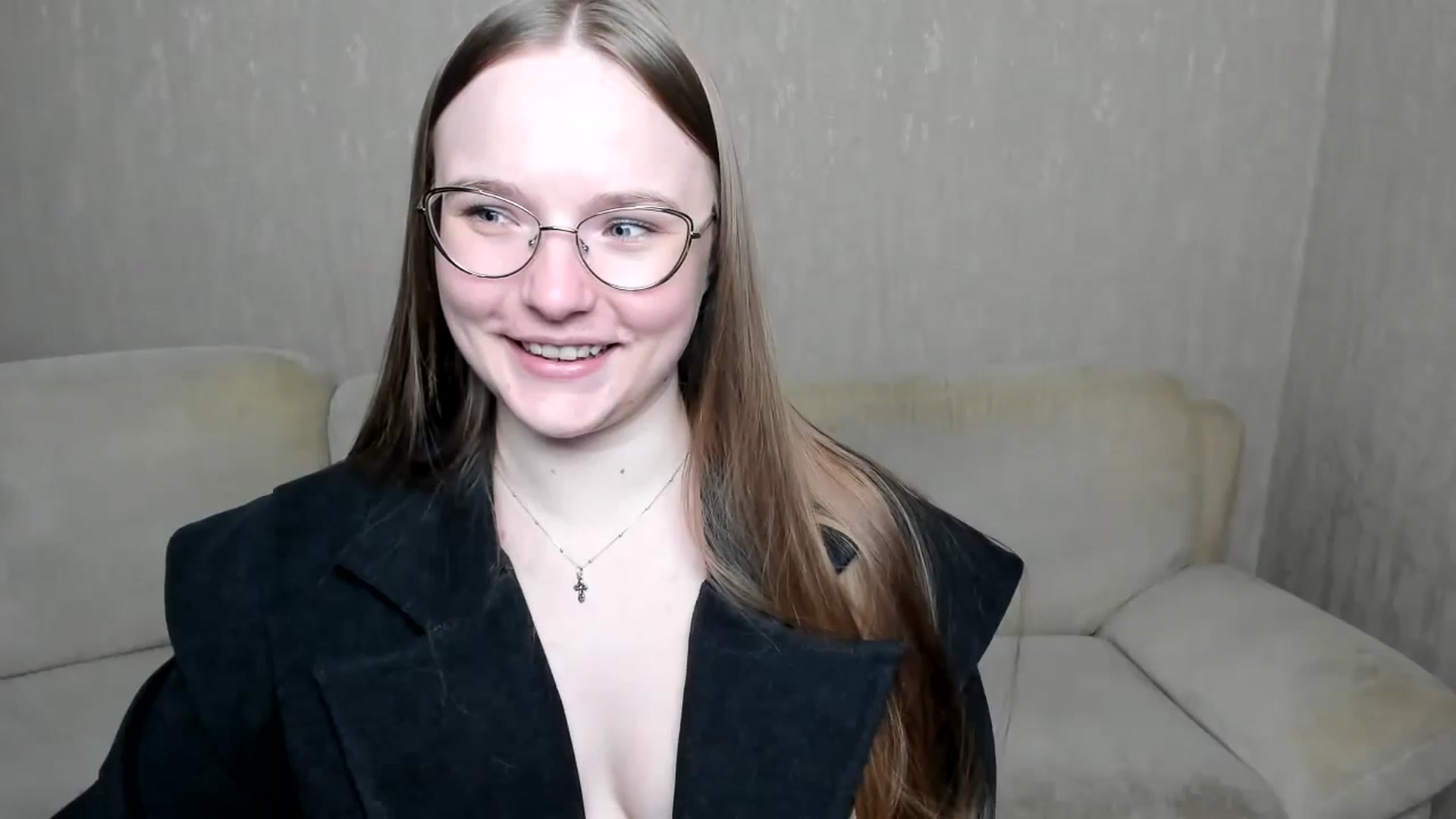 Gallery image thumbnail from Shy_Melany's myfreecams stream on, 11/02/2024, 15:44 image 10 of 20