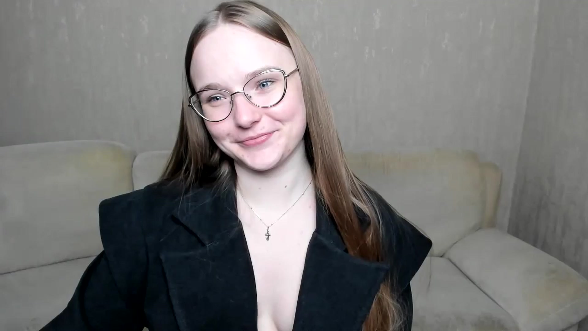 Gallery image thumbnail from Shy_Melany's myfreecams stream on, 11/02/2024, 15:44 image 8 of 20