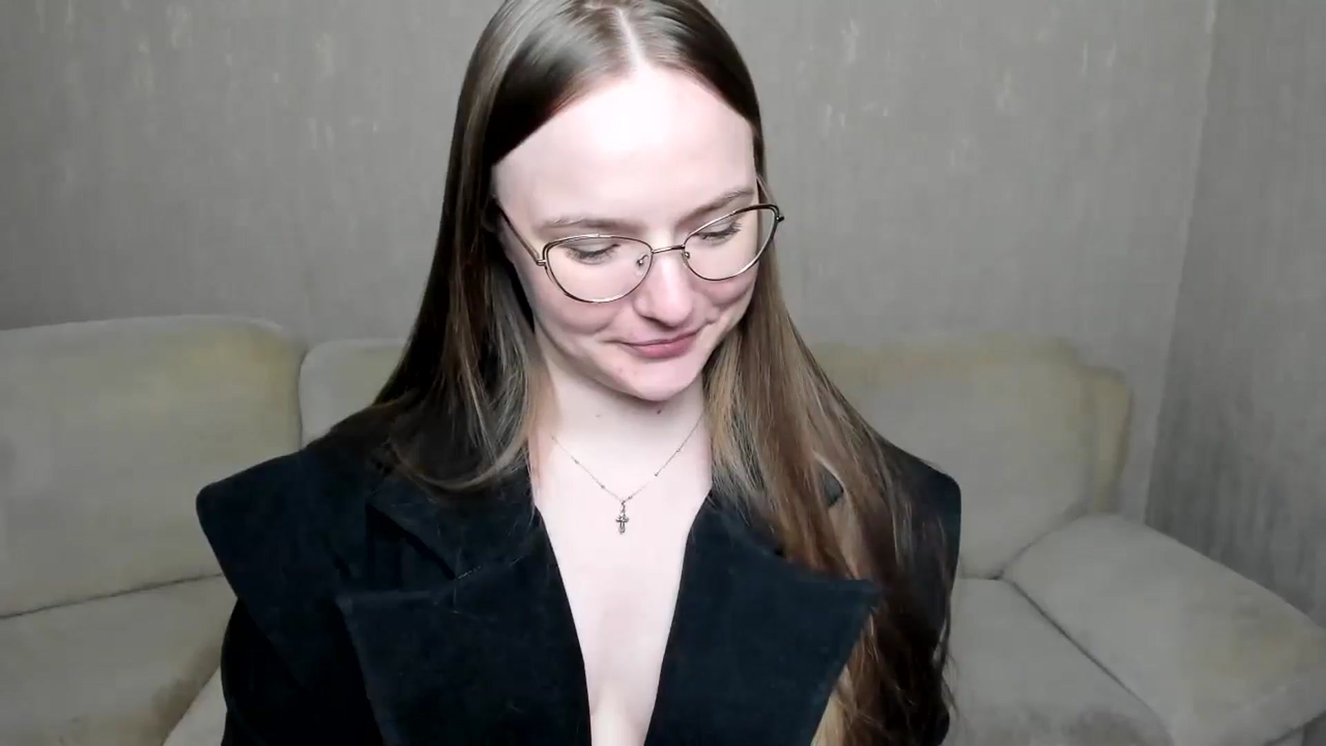 Gallery image thumbnail from Shy_Melany's myfreecams stream on, 11/02/2024, 15:44 image 19 of 20