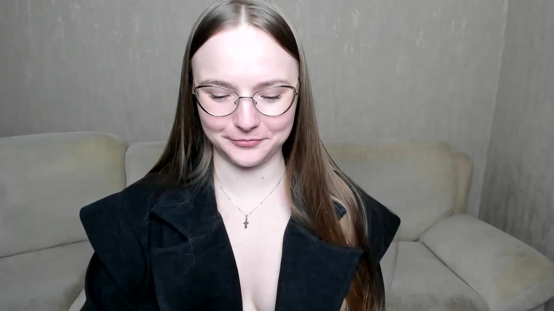 Gallery image thumbnail from Shy_Melany's myfreecams stream on, 11/02/2024, 15:44 image 12 of 20
