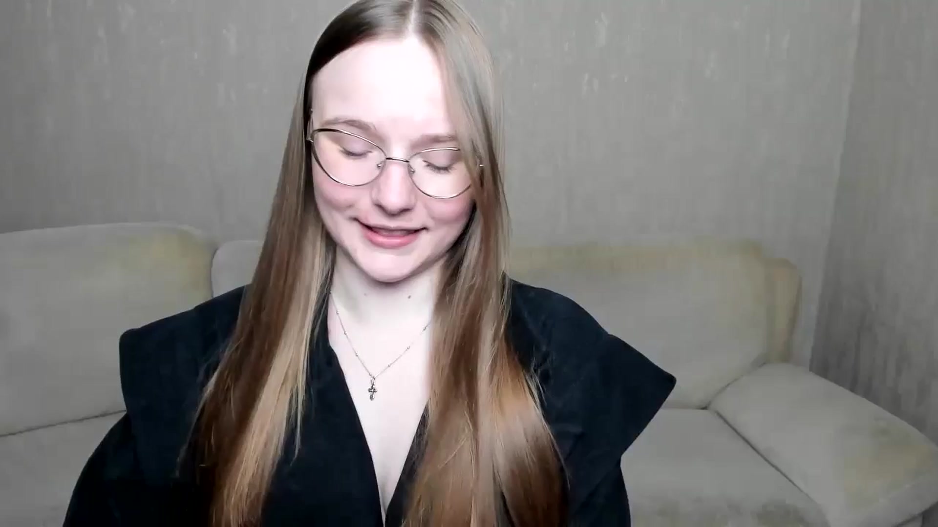 Gallery image thumbnail from Shy_Melany's myfreecams stream on, 11/02/2024, 17:33 image 9 of 20