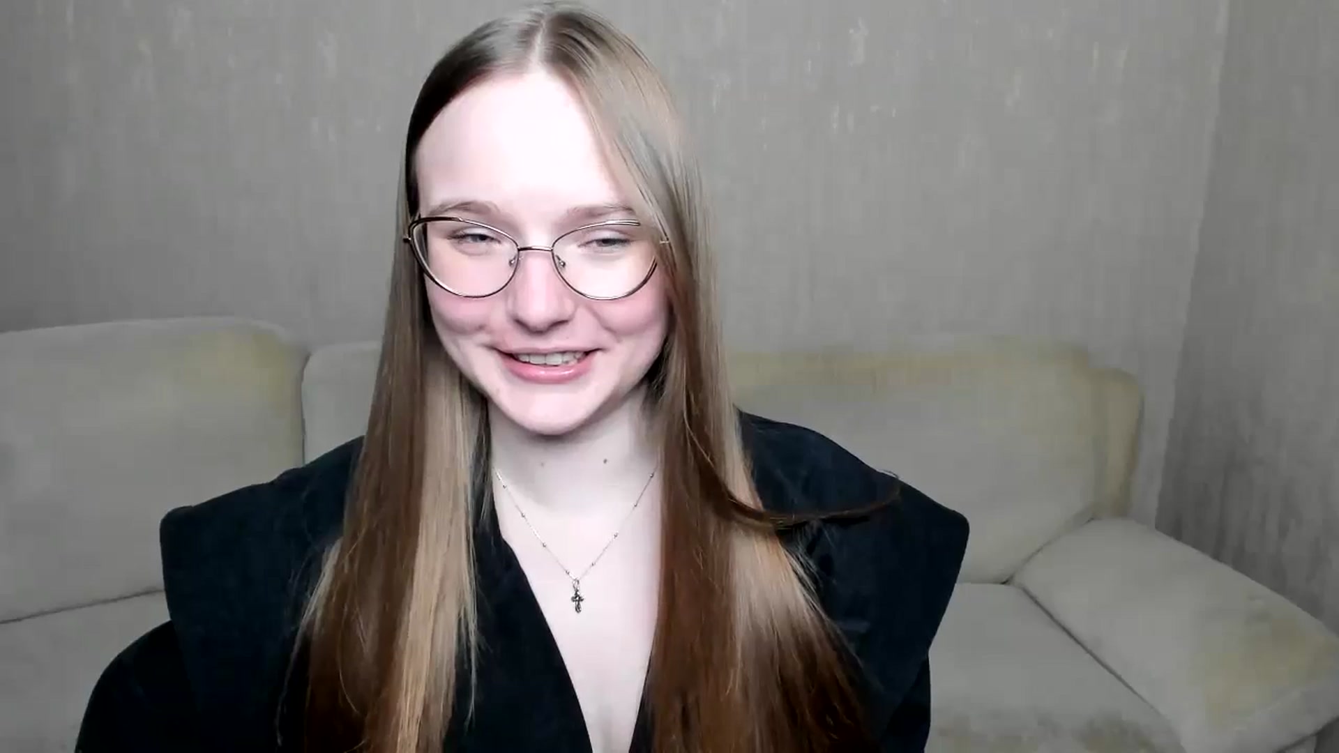 Gallery image thumbnail from Shy_Melany's myfreecams stream on, 11/02/2024, 17:33 image 8 of 20