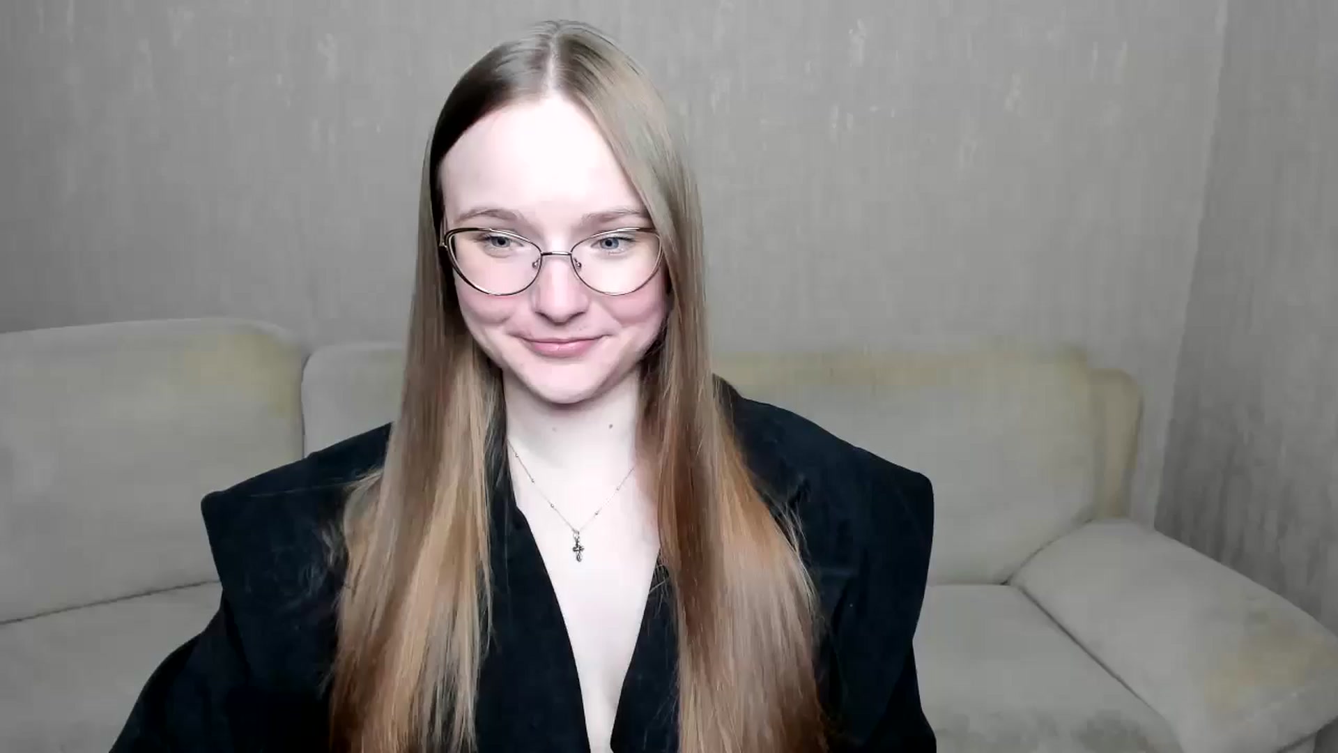 Gallery image thumbnail from Shy_Melany's myfreecams stream on, 11/02/2024, 17:33 image 16 of 20