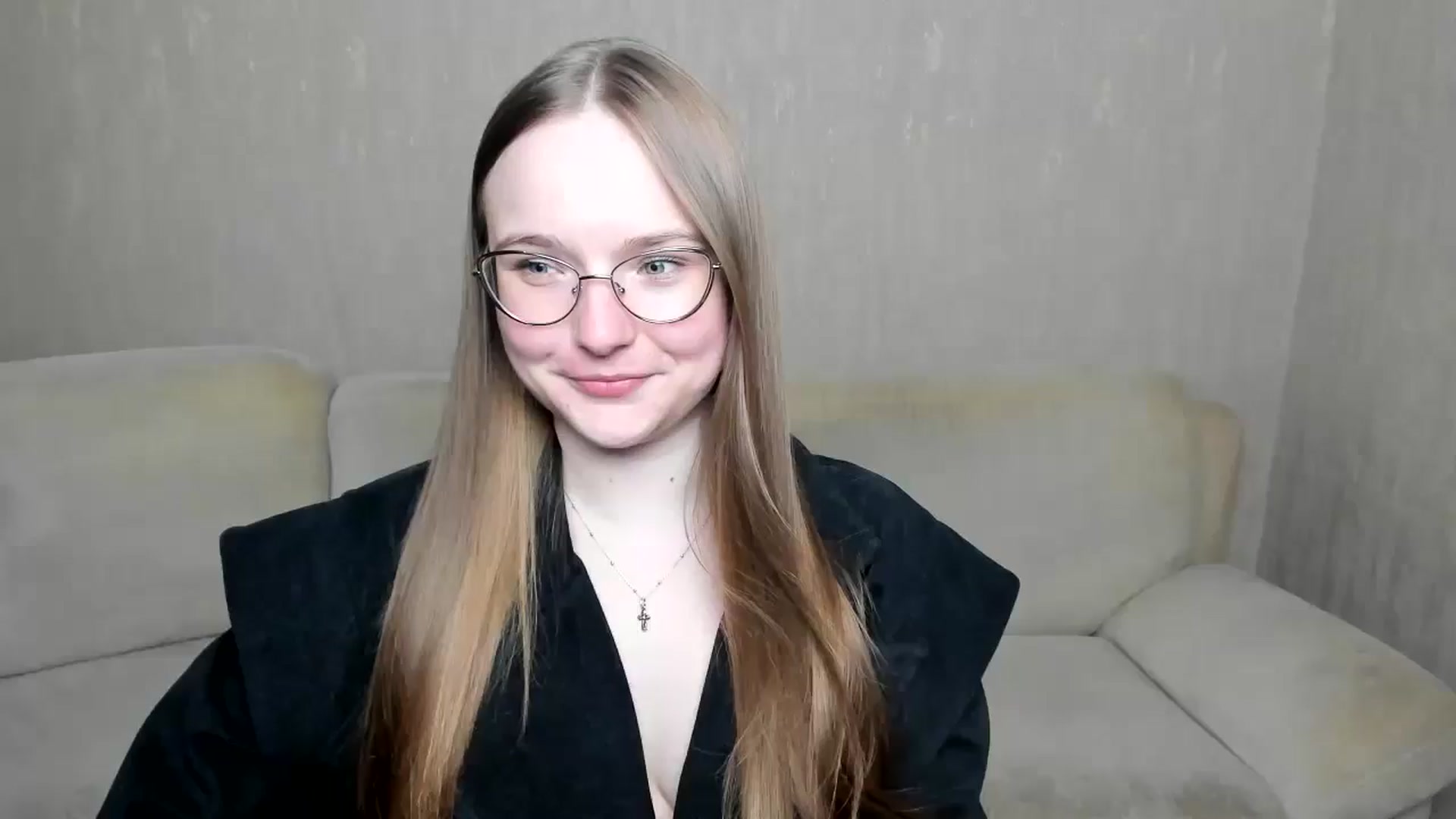 Gallery image thumbnail from Shy_Melany's myfreecams stream on, 11/02/2024, 17:33 image 5 of 20