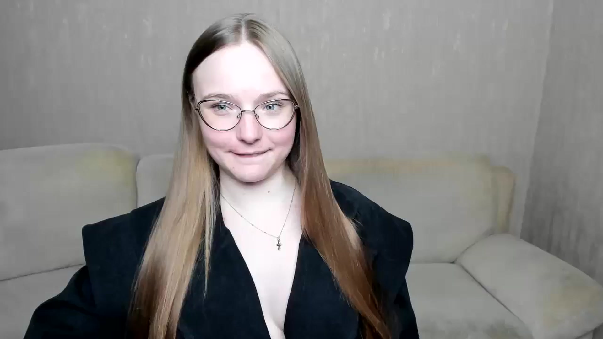 Gallery image thumbnail from Shy_Melany's myfreecams stream on, 11/02/2024, 17:33 image 1 of 20