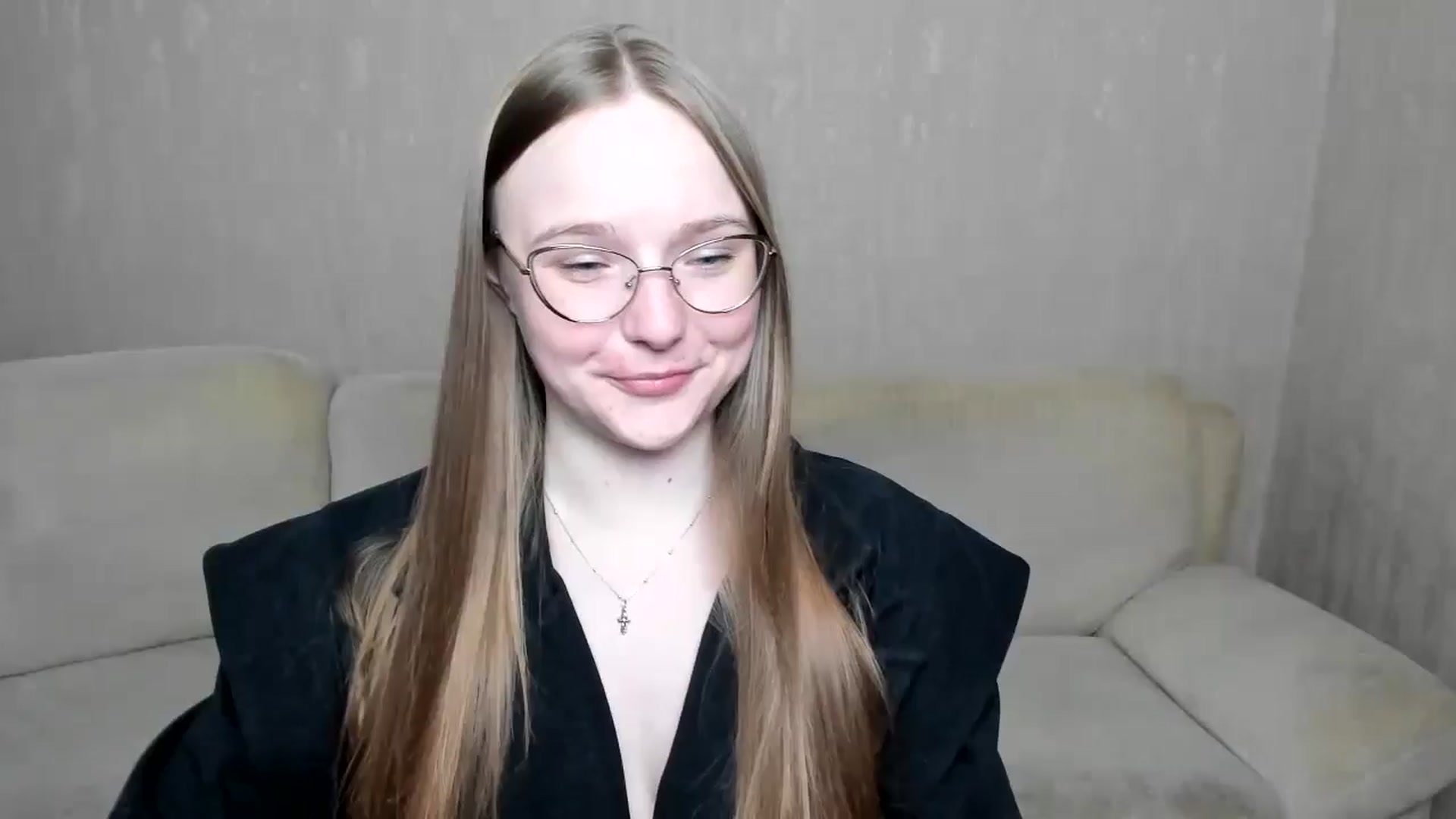 Gallery image thumbnail from Shy_Melany's myfreecams stream on, 11/02/2024, 17:33 image 12 of 20