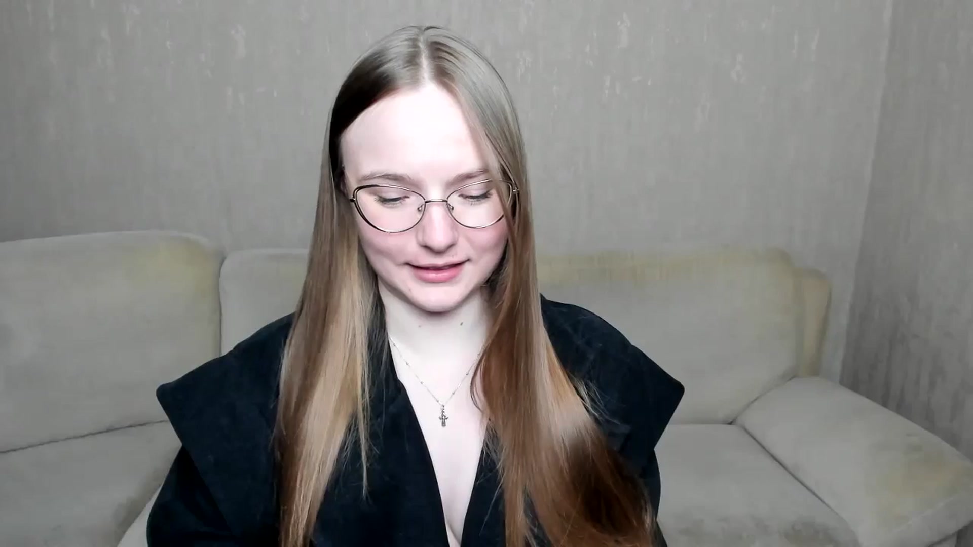 Gallery image thumbnail from Shy_Melany's myfreecams stream on, 11/02/2024, 17:33 image 4 of 20