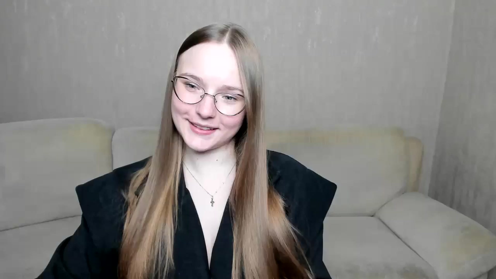 Gallery image thumbnail from Shy_Melany's myfreecams stream on, 11/02/2024, 17:33 image 18 of 20